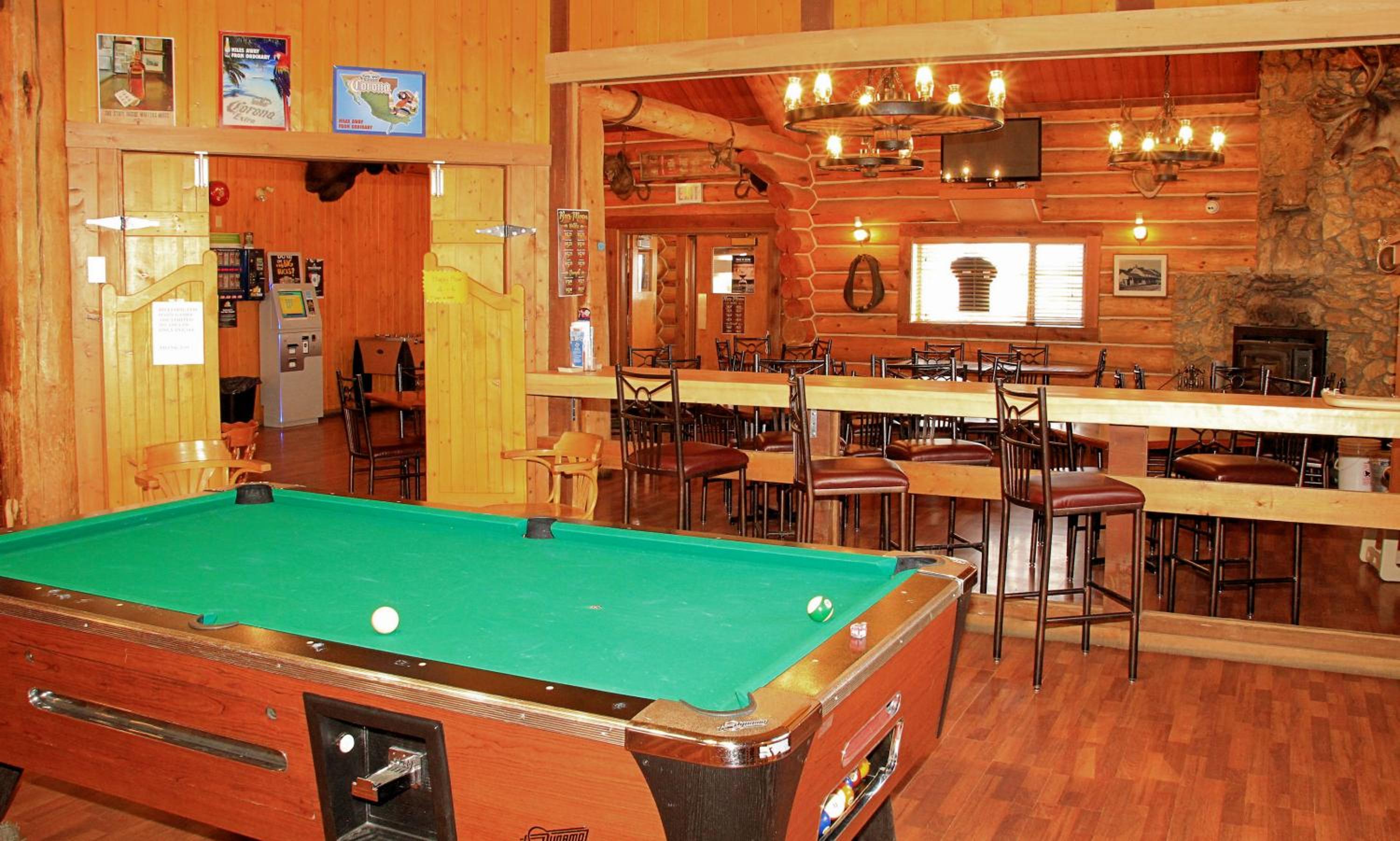 Cariboo Lodge