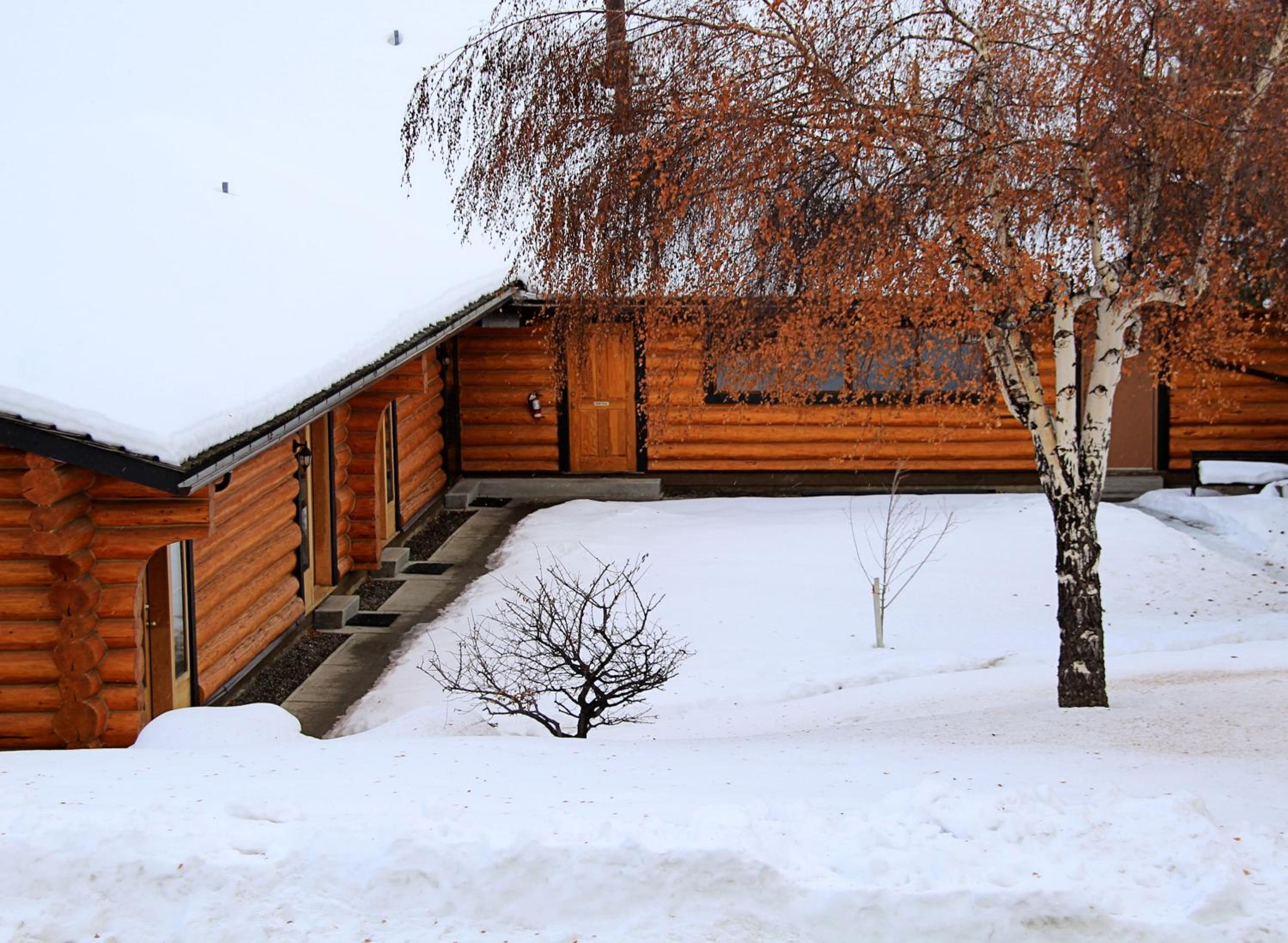 Cariboo Lodge