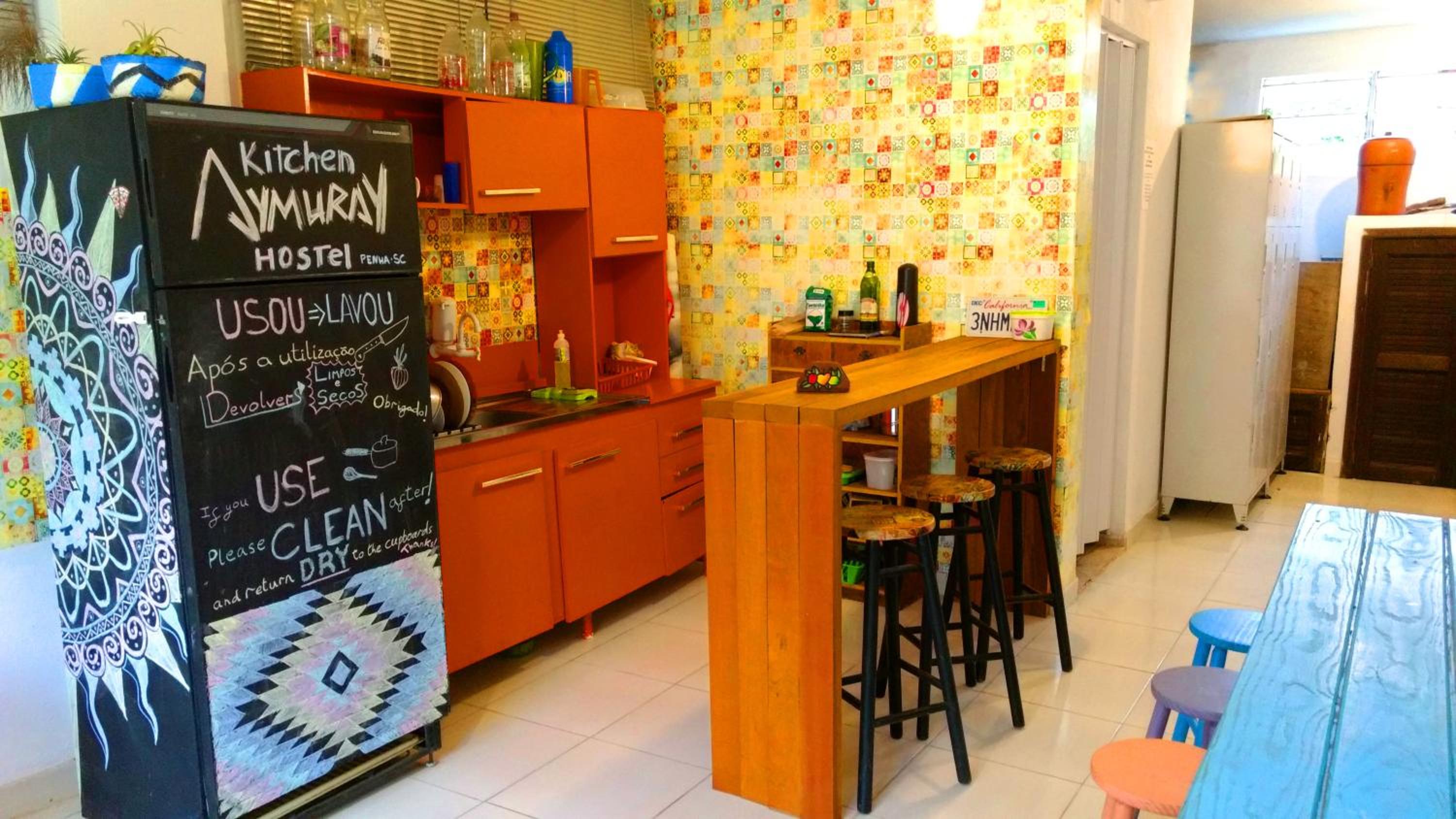 AymuraY Hostel e Pousada