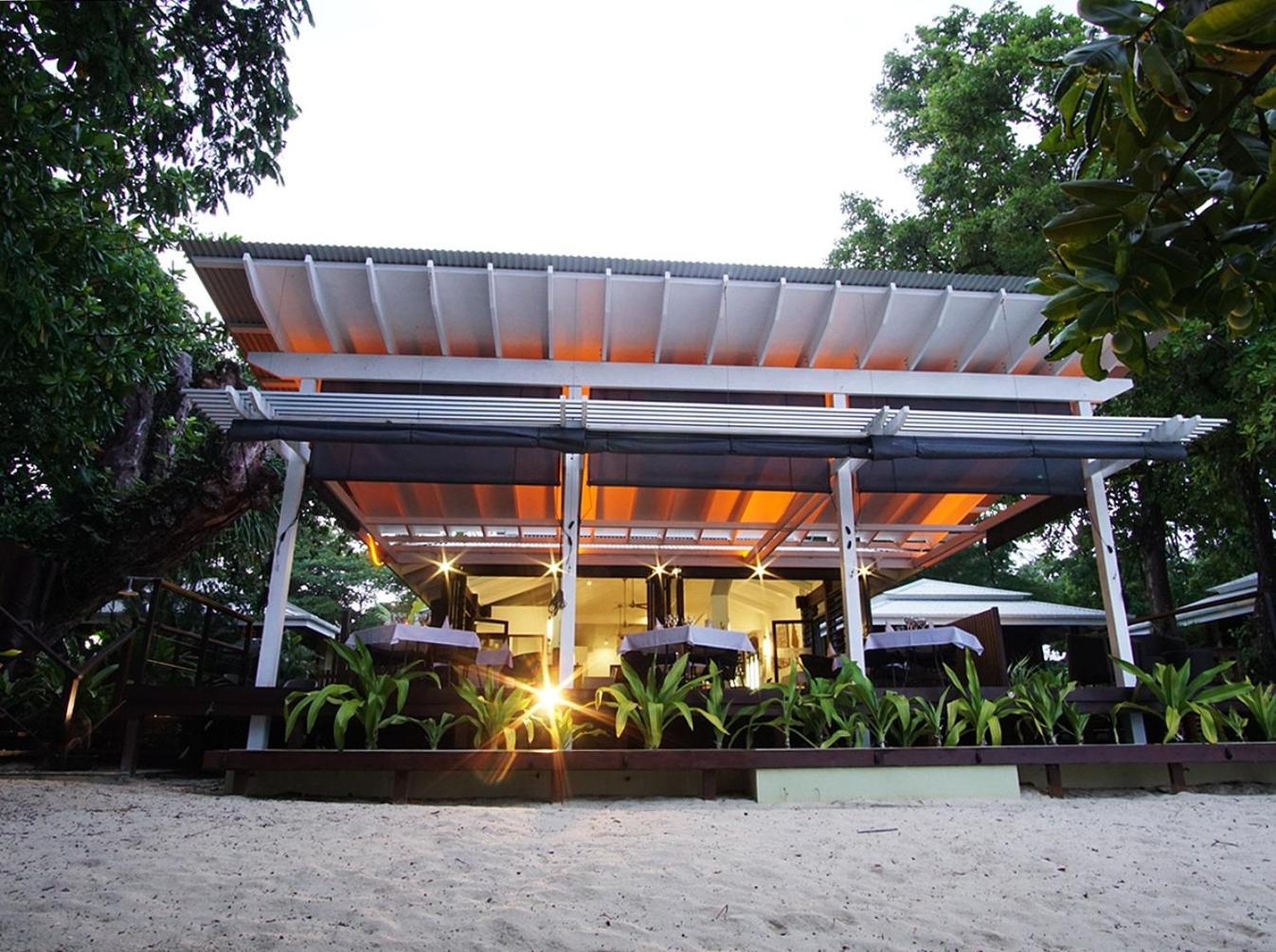 Barrier Beach Resort