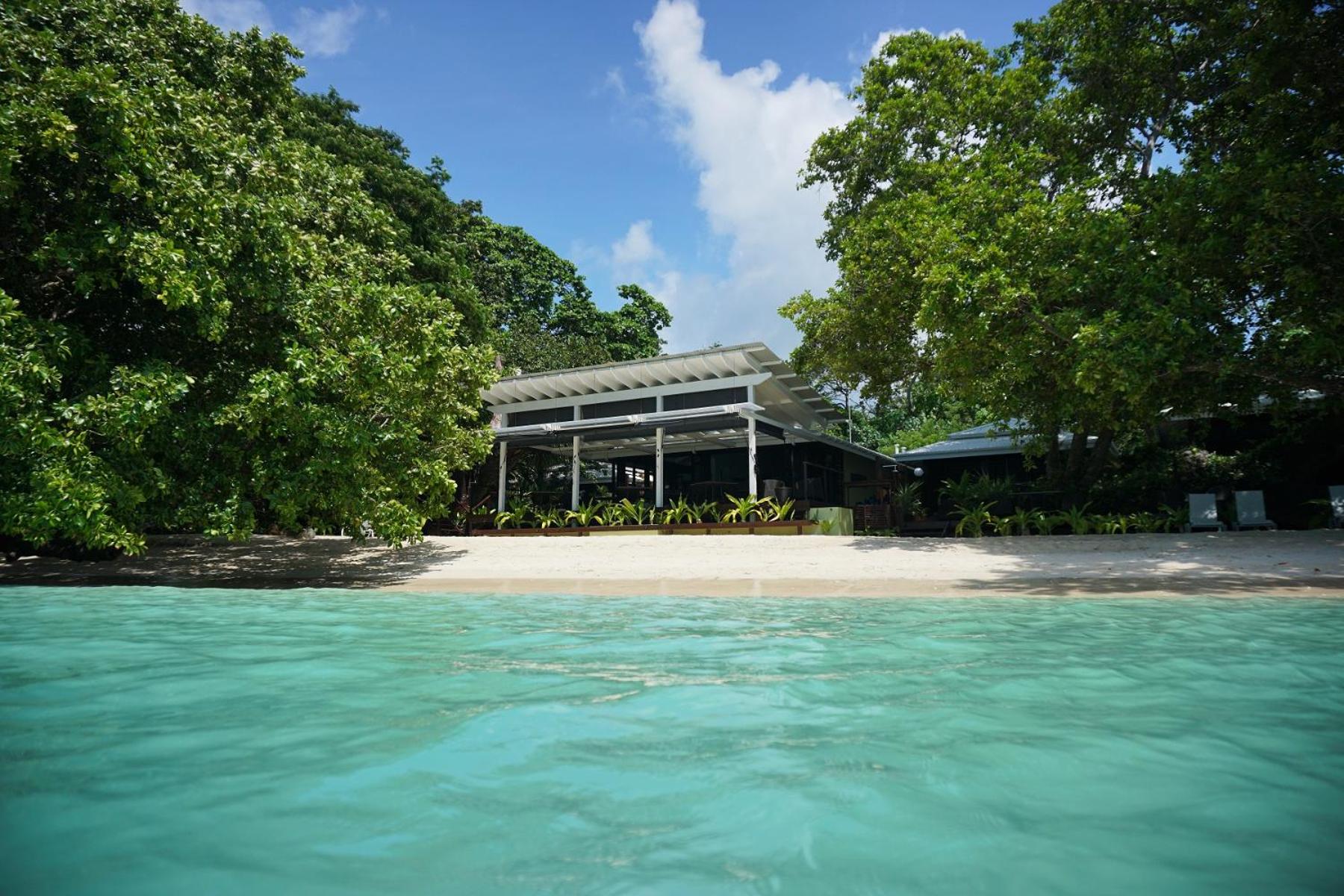 Barrier Beach Resort