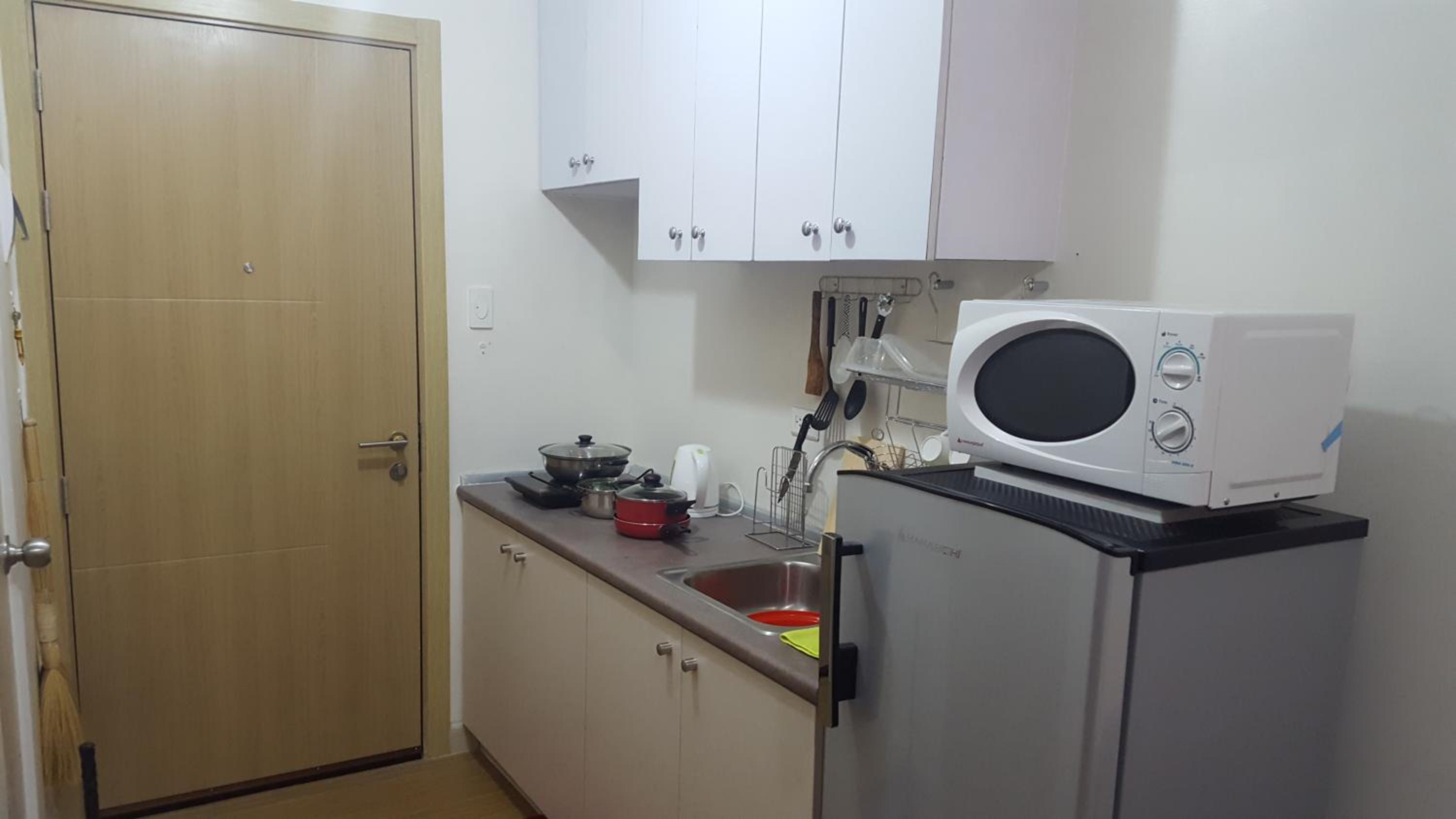 Staycation at Grace Residences near BGC view 3