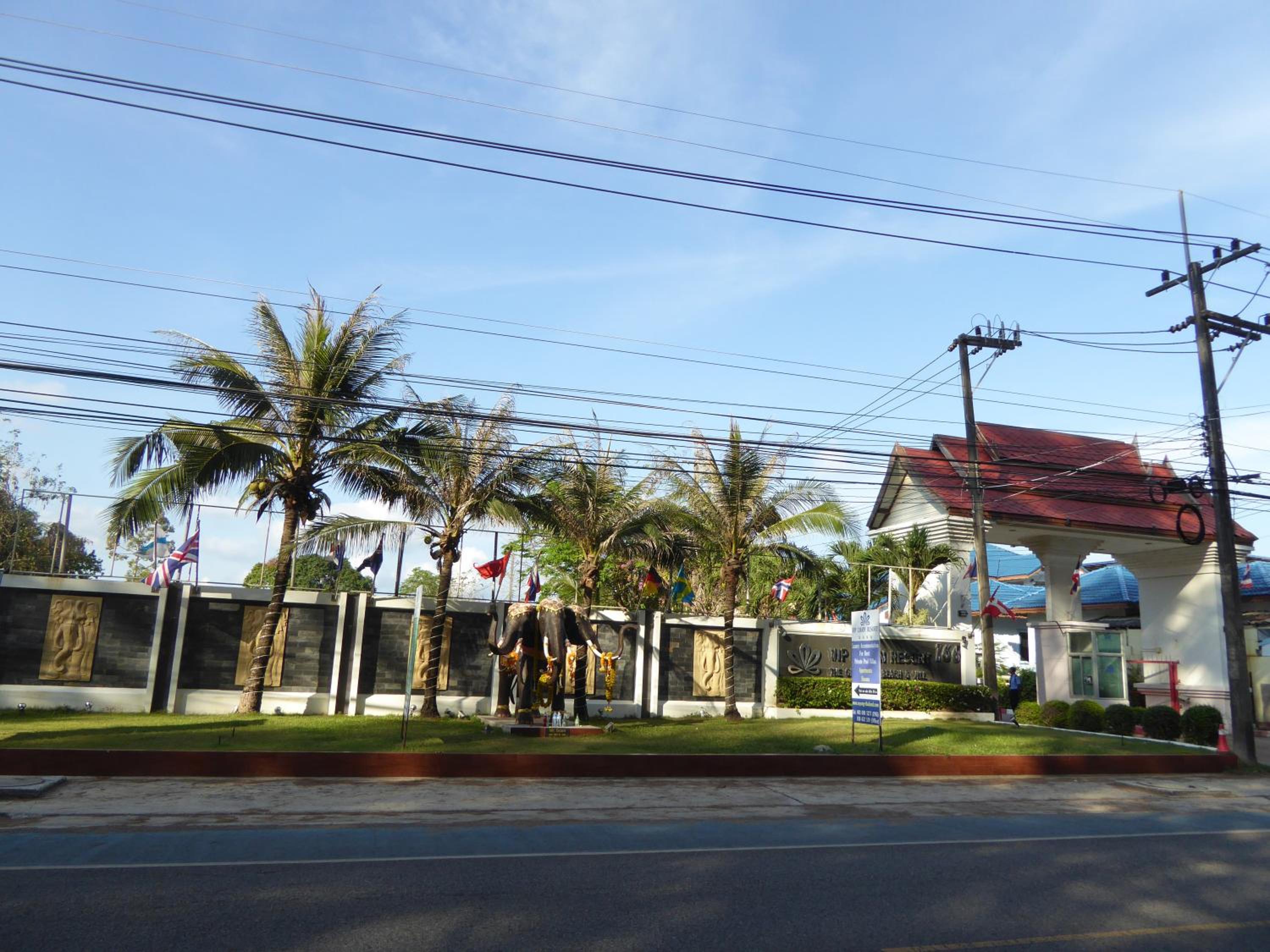 The Orchid Beach Resort @ VIP Chain Resort