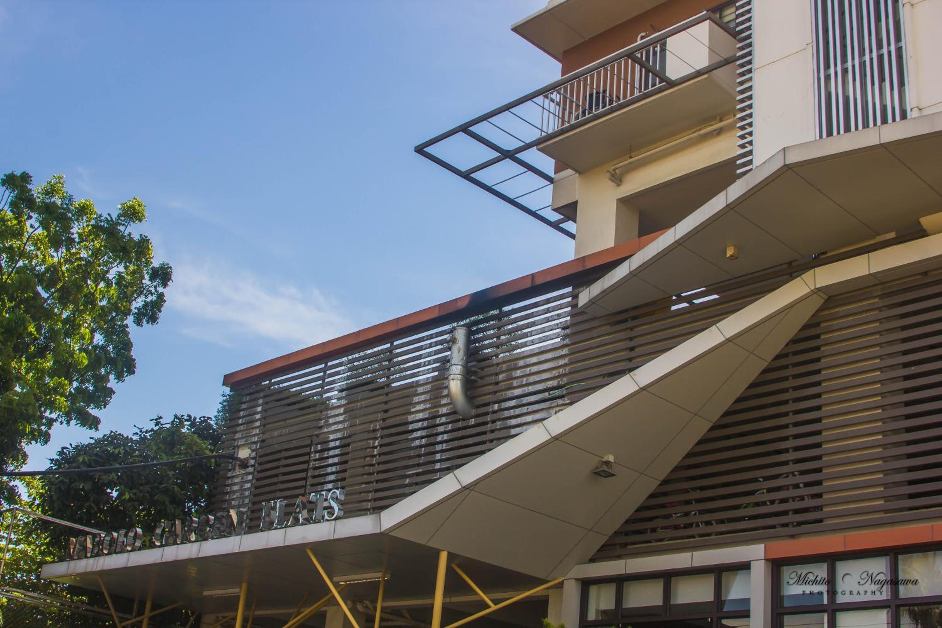 Mabolo Garden Flat A7 Near Ayala Mall view 4