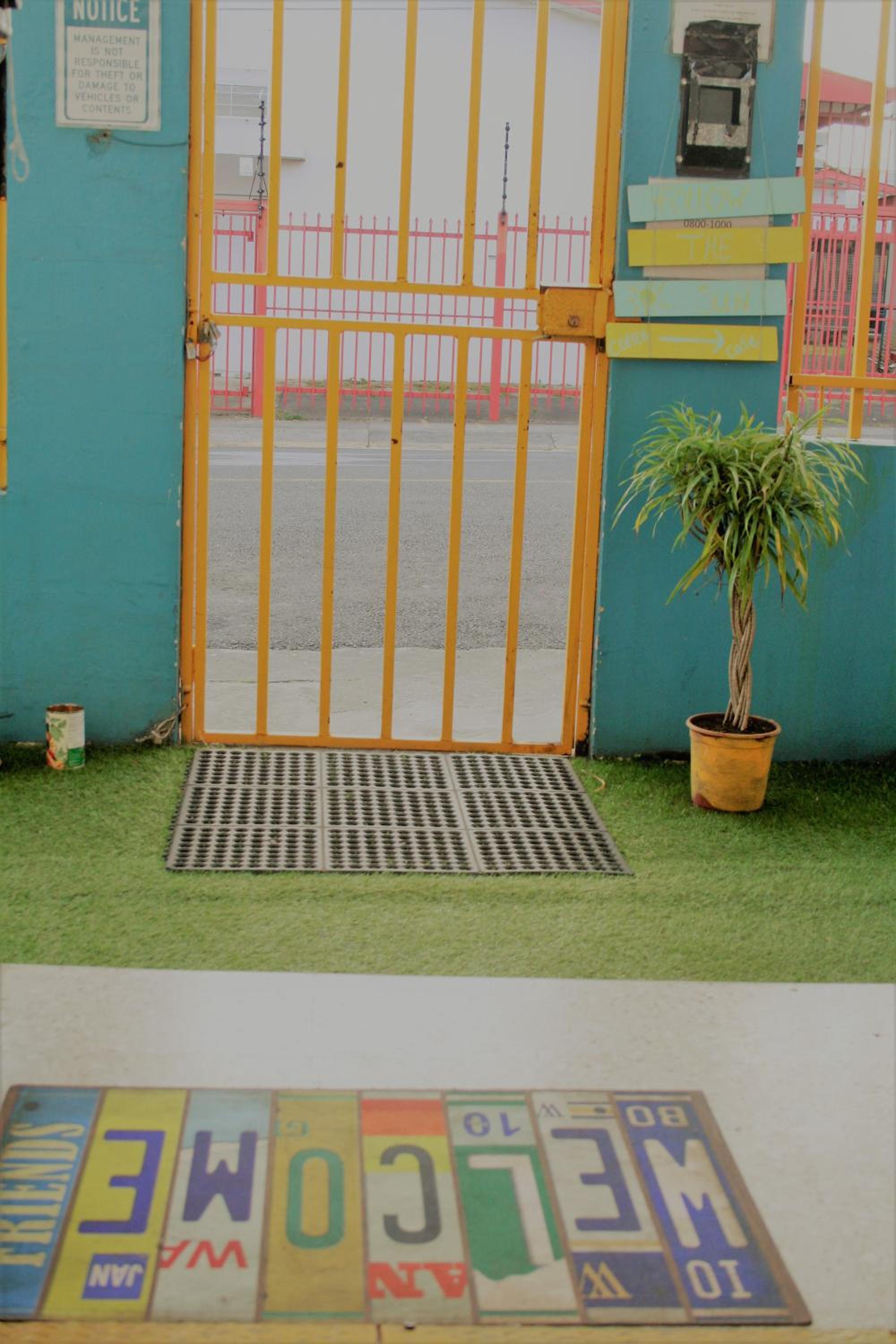 In the Wind Hostel and Guesthouse