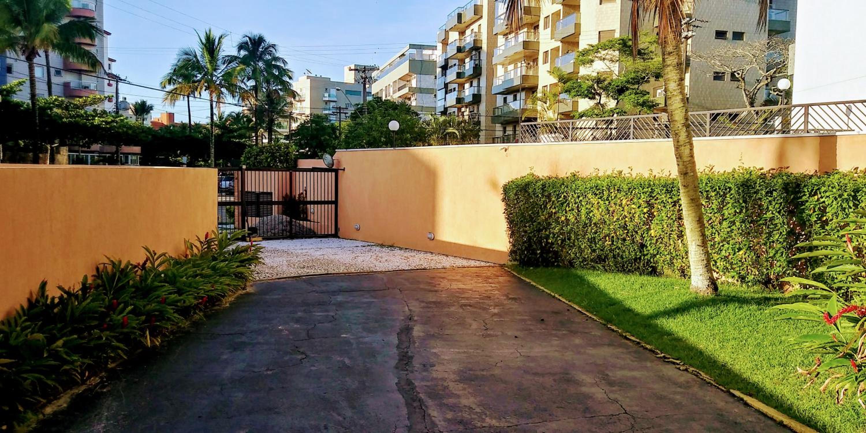 Ap Riviera uma quadra da praia
