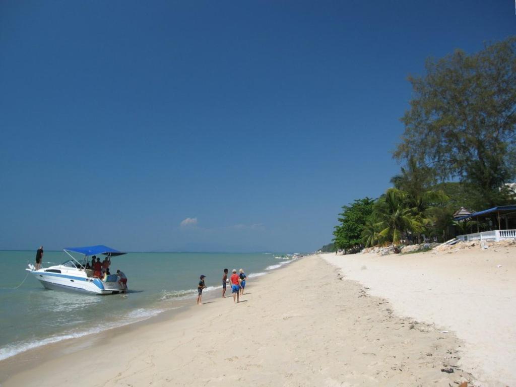 By The Sea BeachFront Penang photo 6
