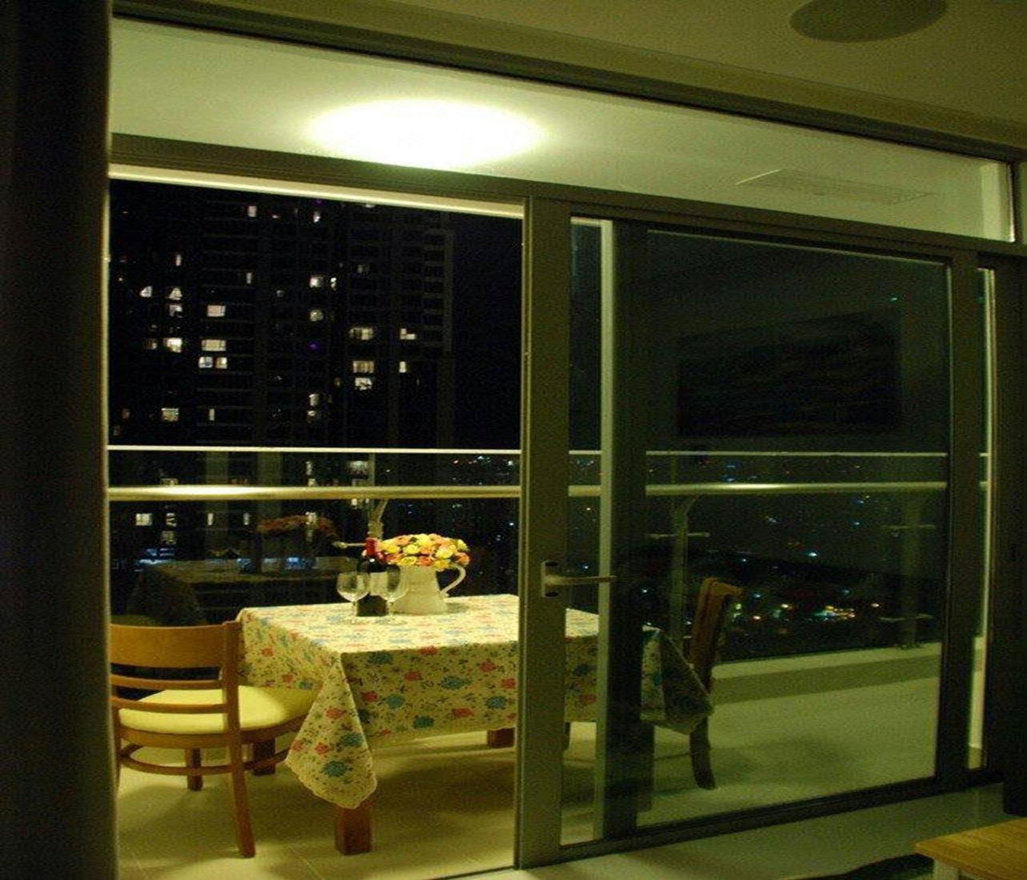 Vinhomes Central Park 2 Capitalland