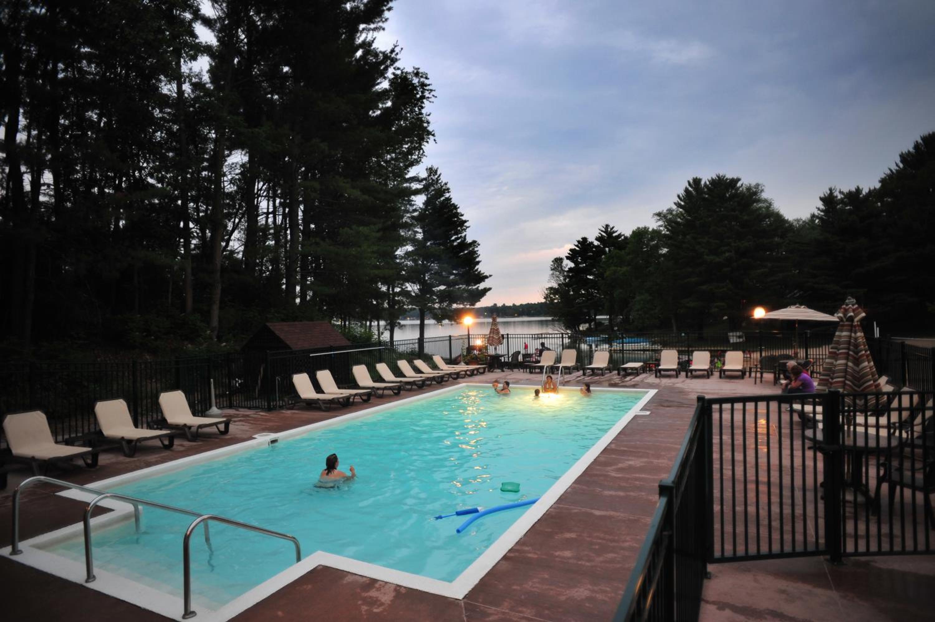 Sunset Bay Resort & Suites view 2