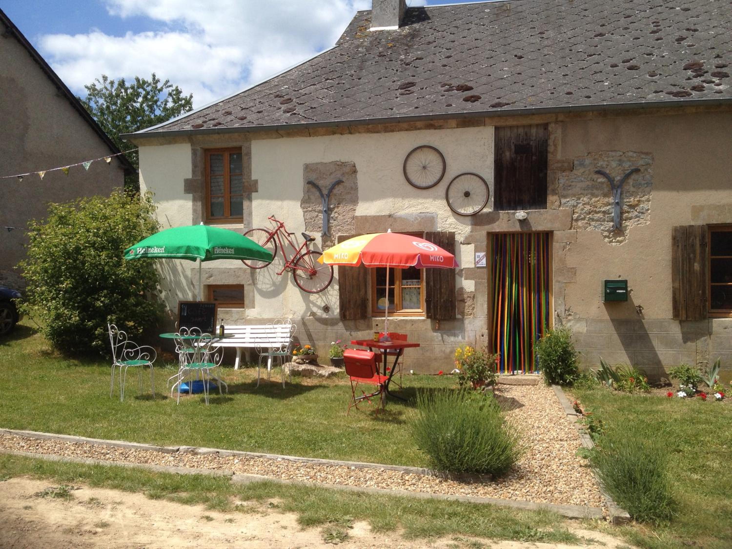 Photo 6