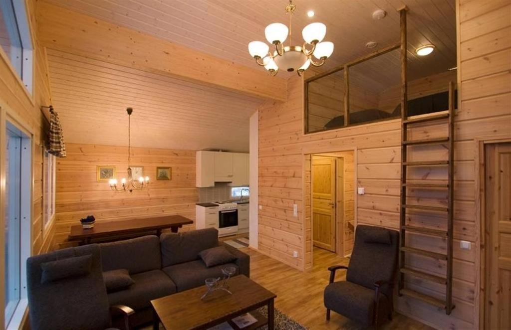 Karkutahko Villas 1A - Spacious 3BR Villa