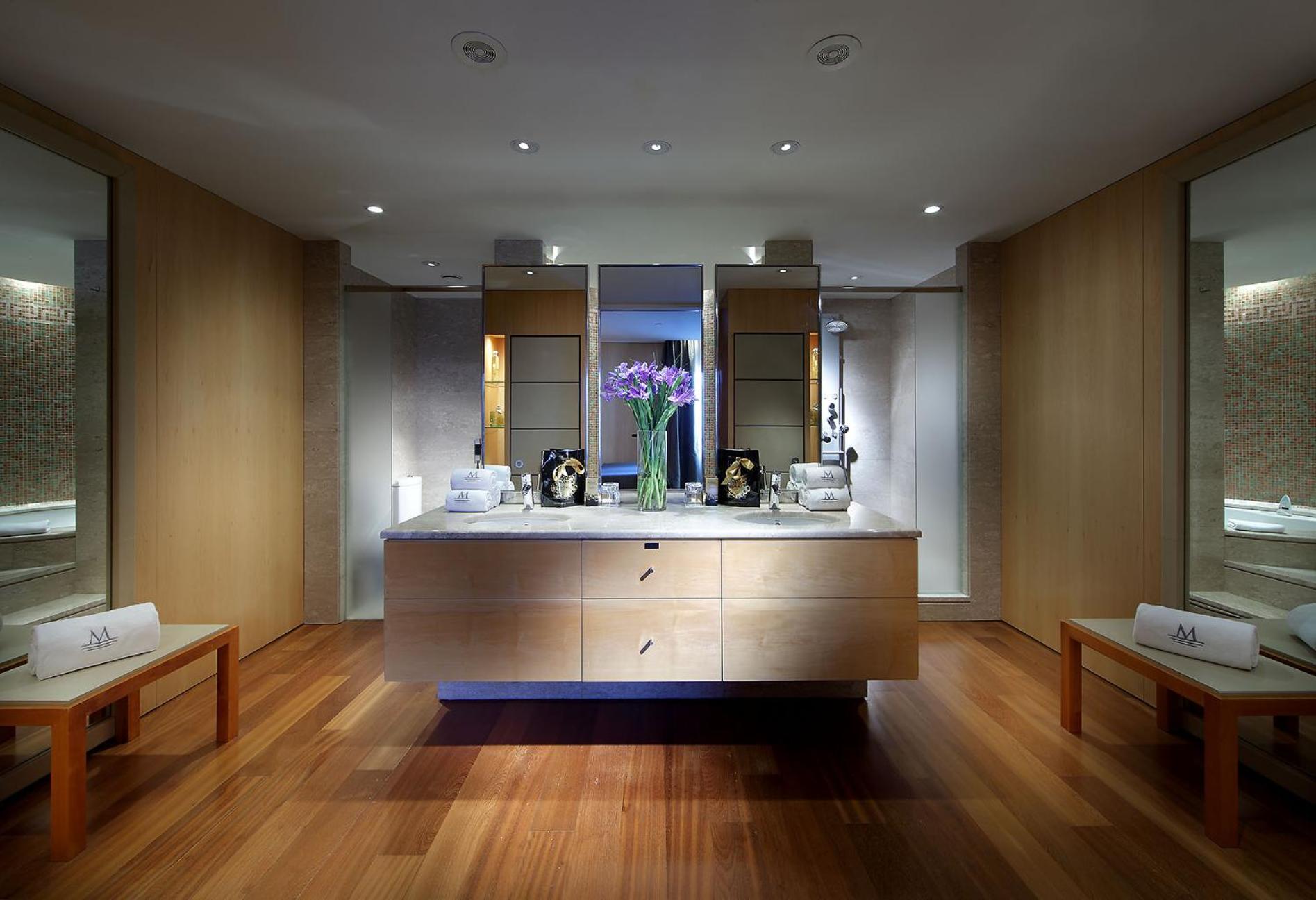 Eurostars Grand Marina 24