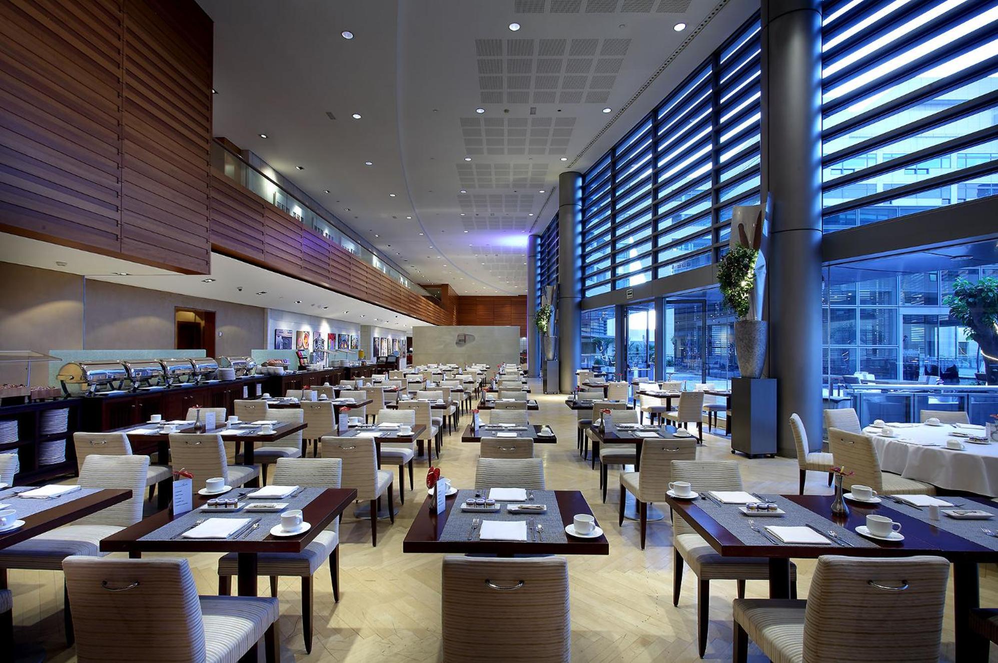 Eurostars Grand Marina 28