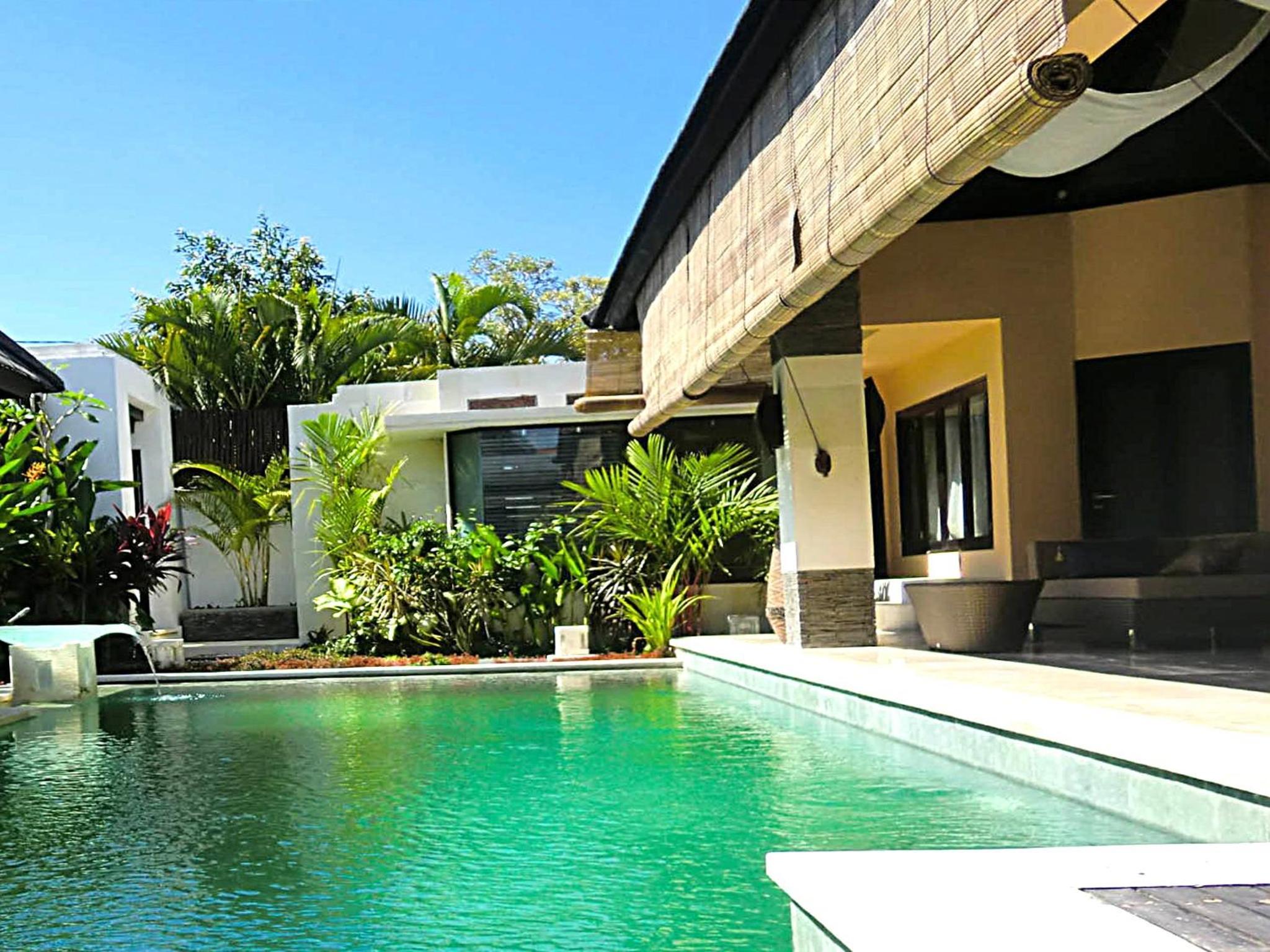 Nike Villas