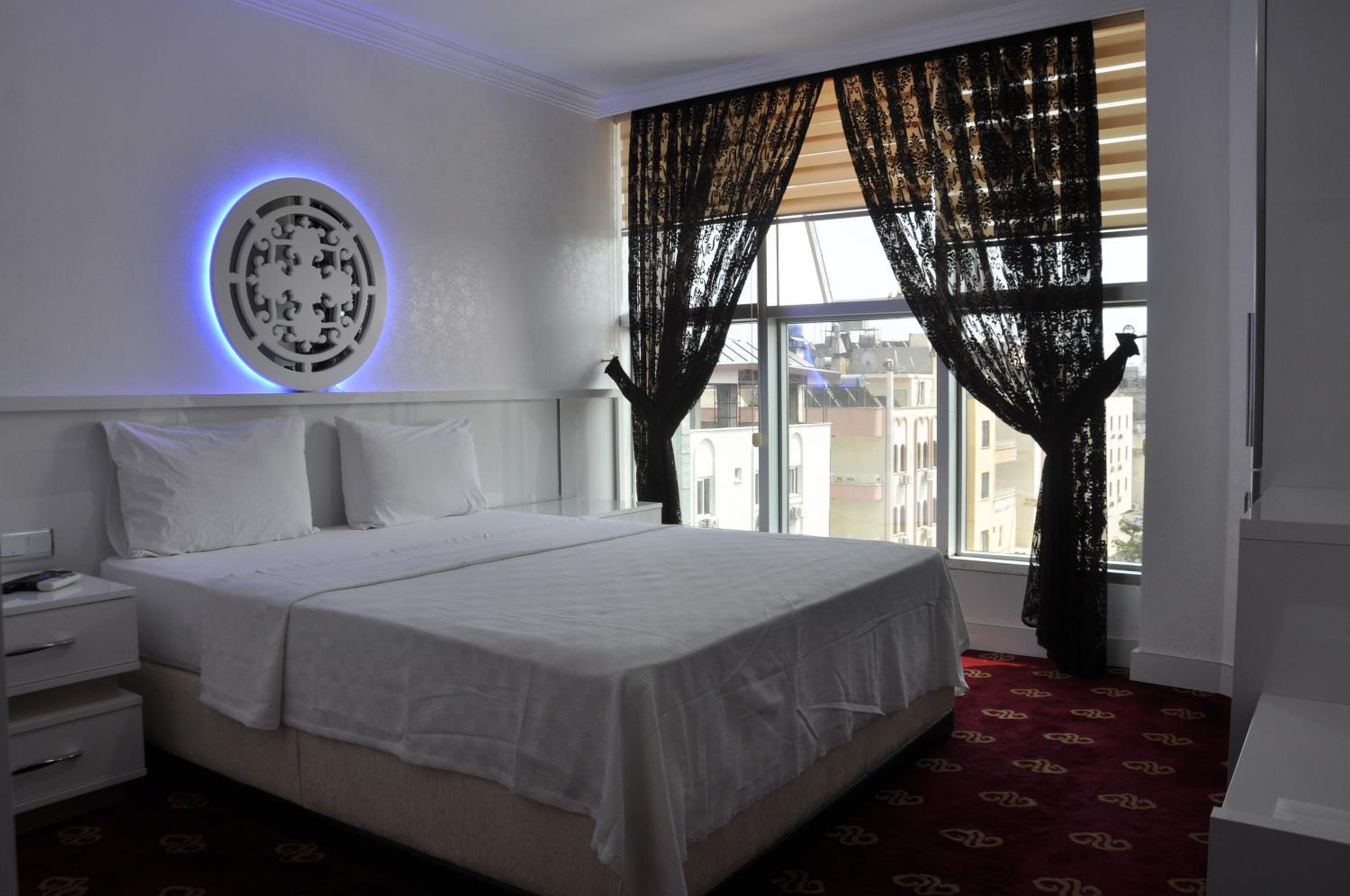Kar Hotel - Image 35