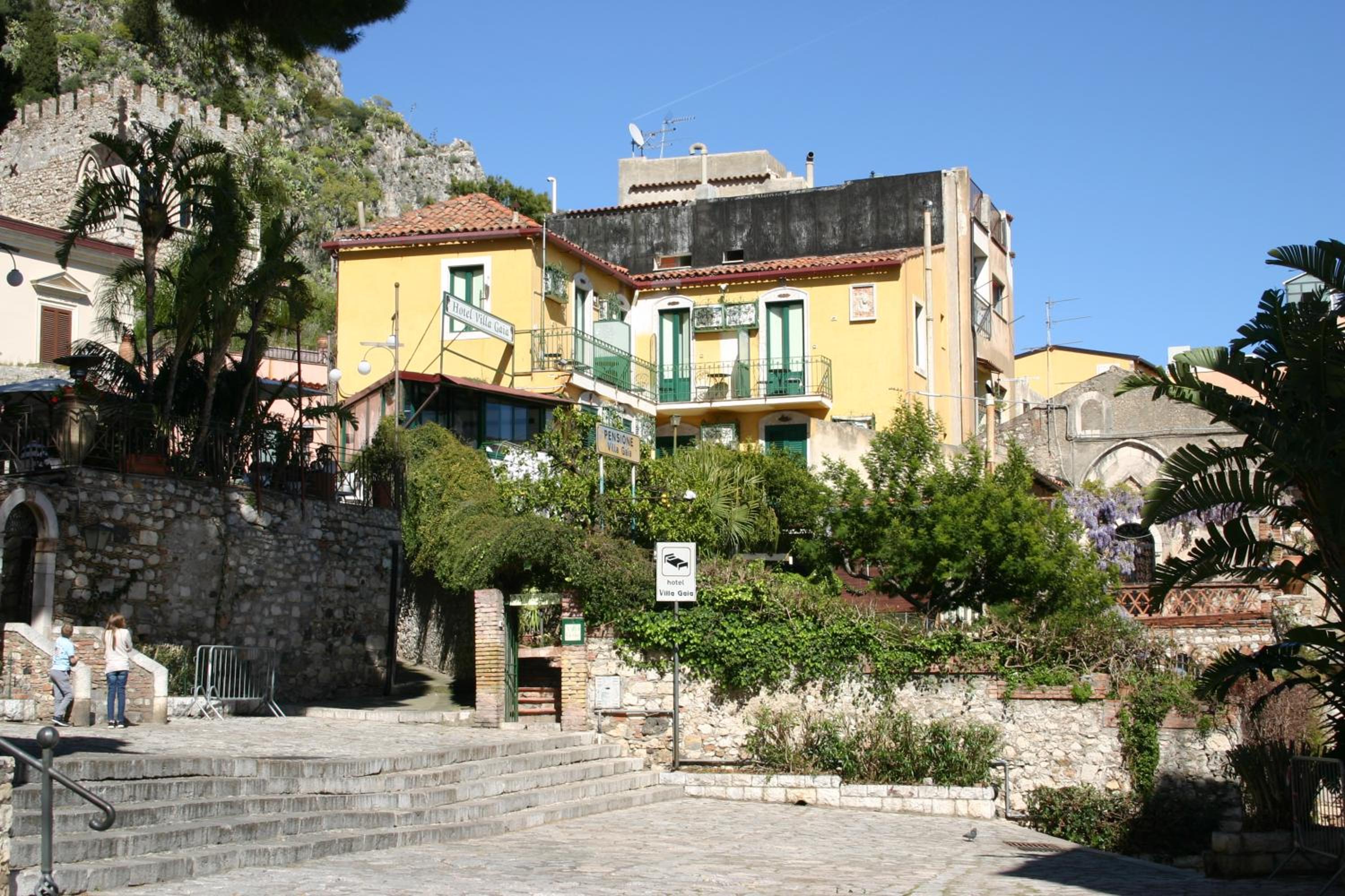 Photo 7