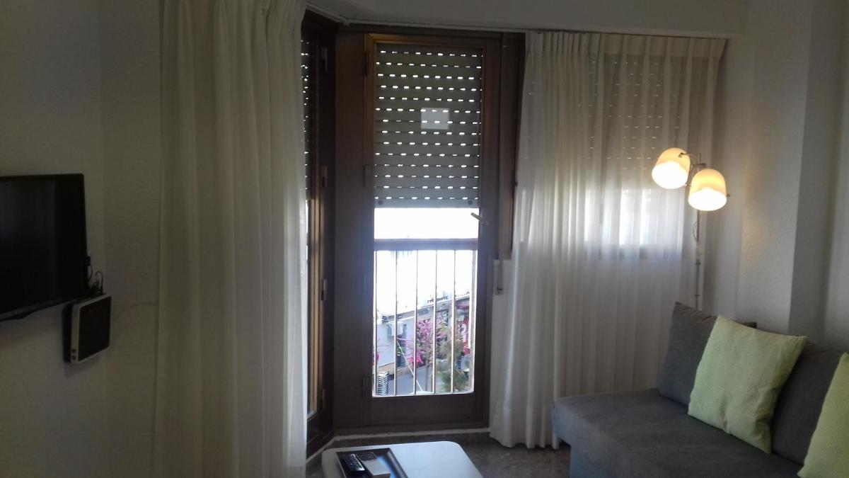 APARTAMENTO CENTRO RUZAFA WiFi PARKING photo 4