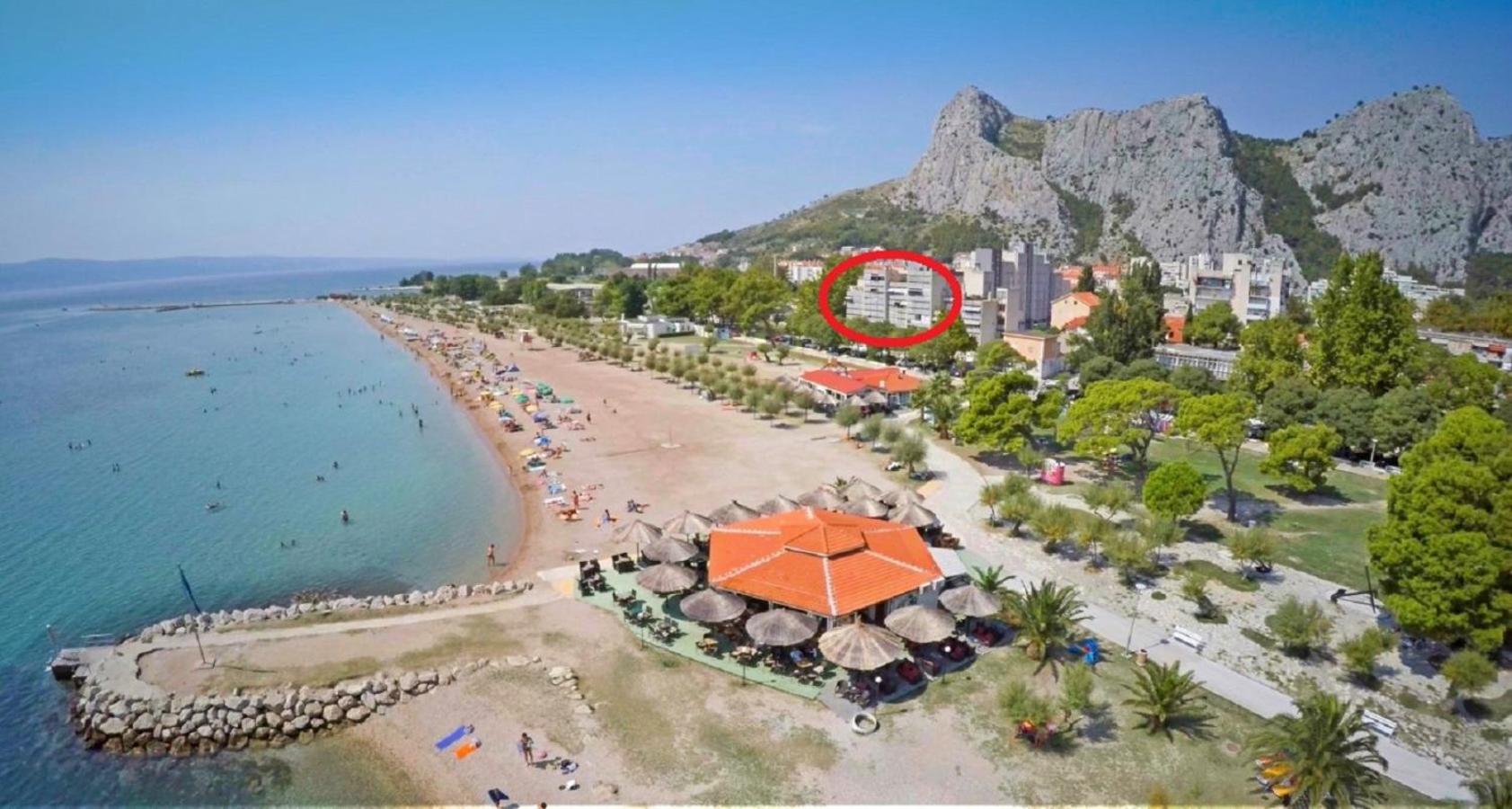 Hotel Beach apartment Ivanka in Omis - Image 1