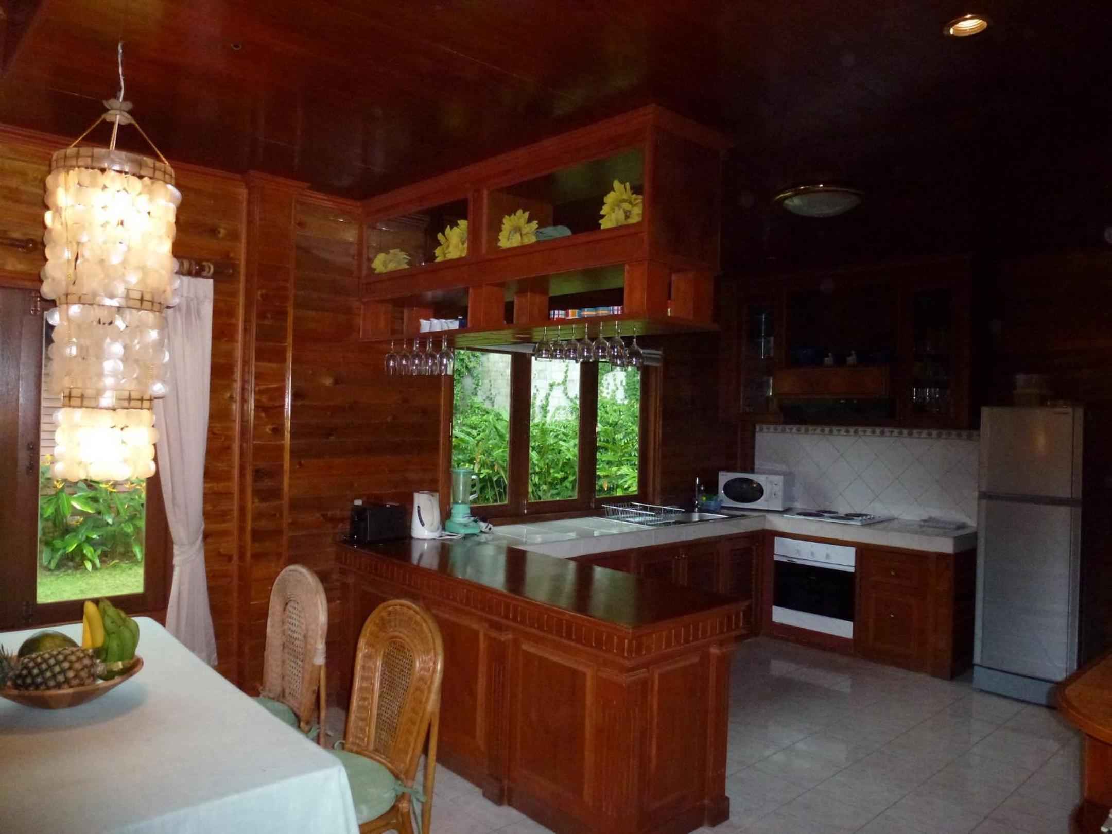 Baan Laem Noi Villa's