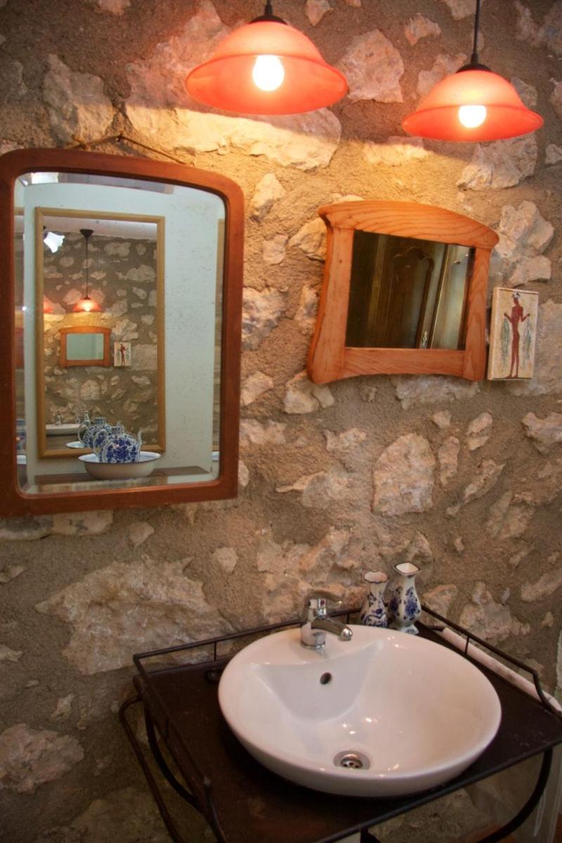 Photo 32