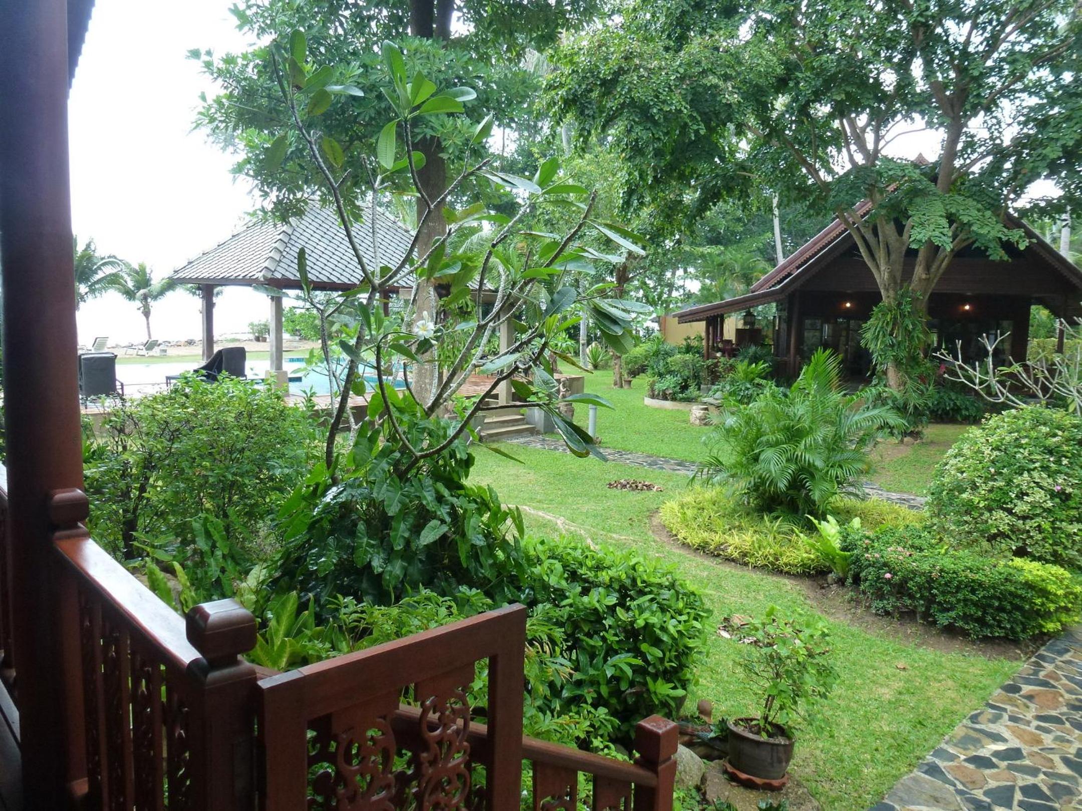 Baan Laem Noi Villa's
