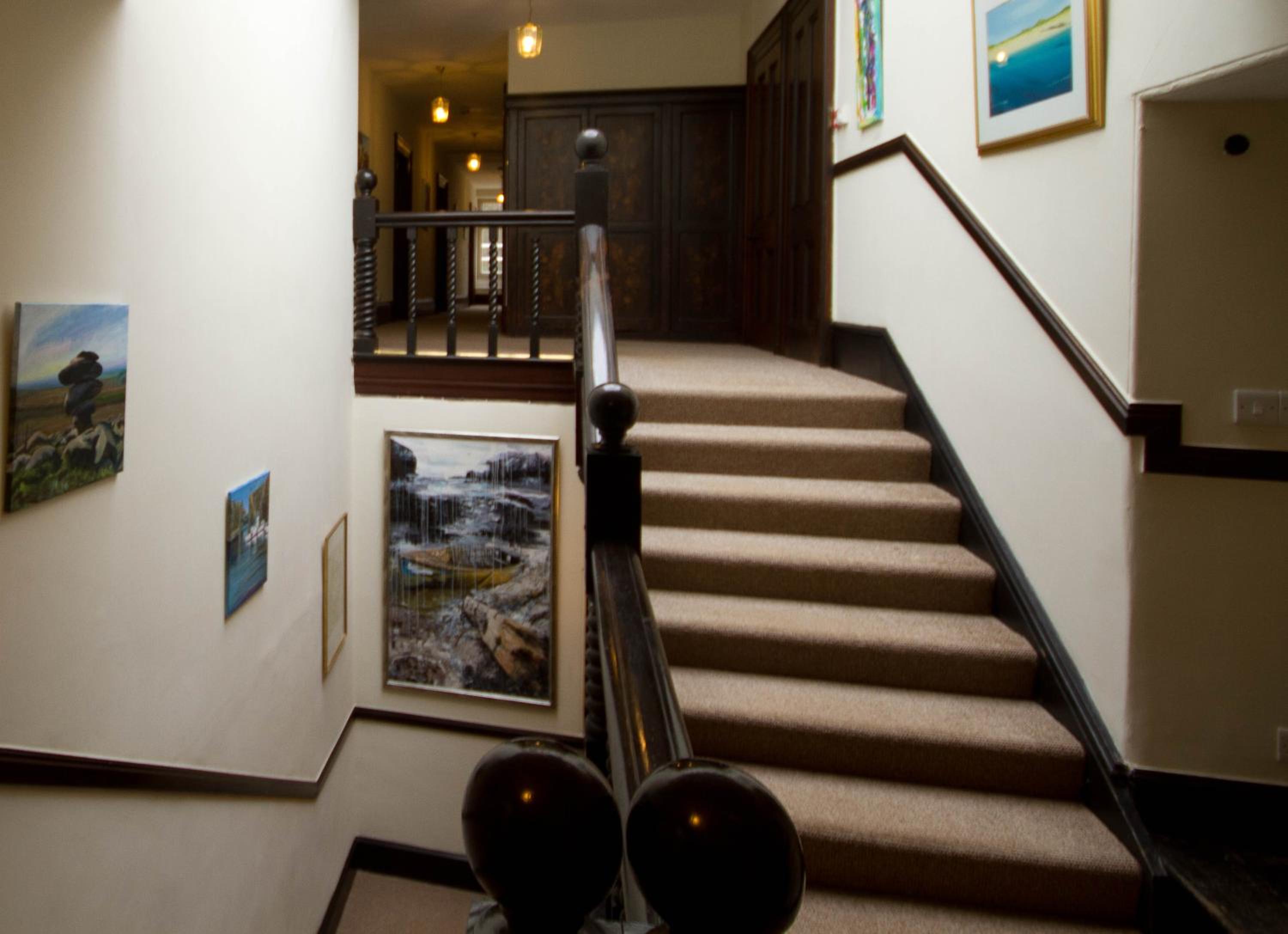 Costislost House