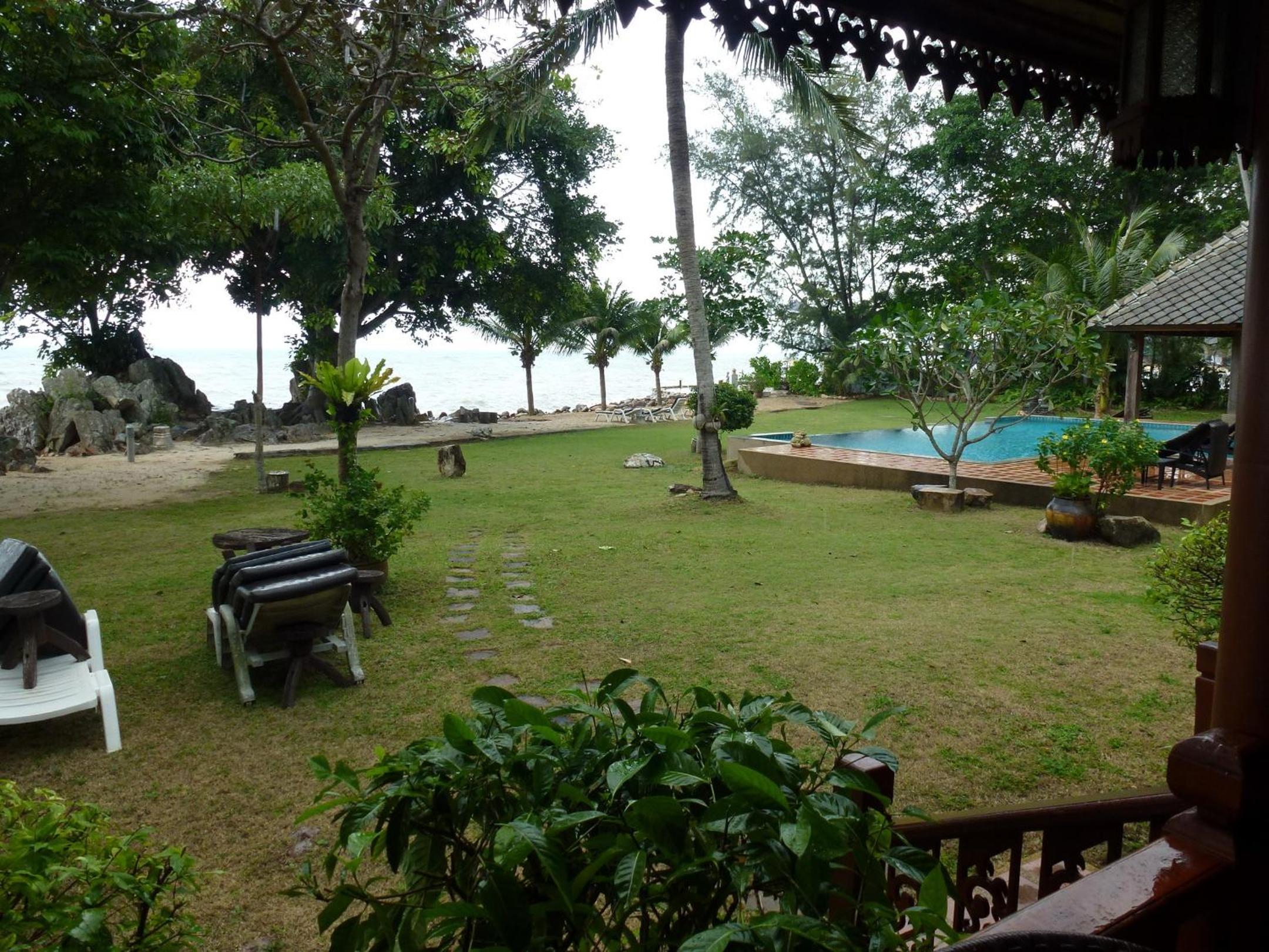Baan Laem Noi Villa's