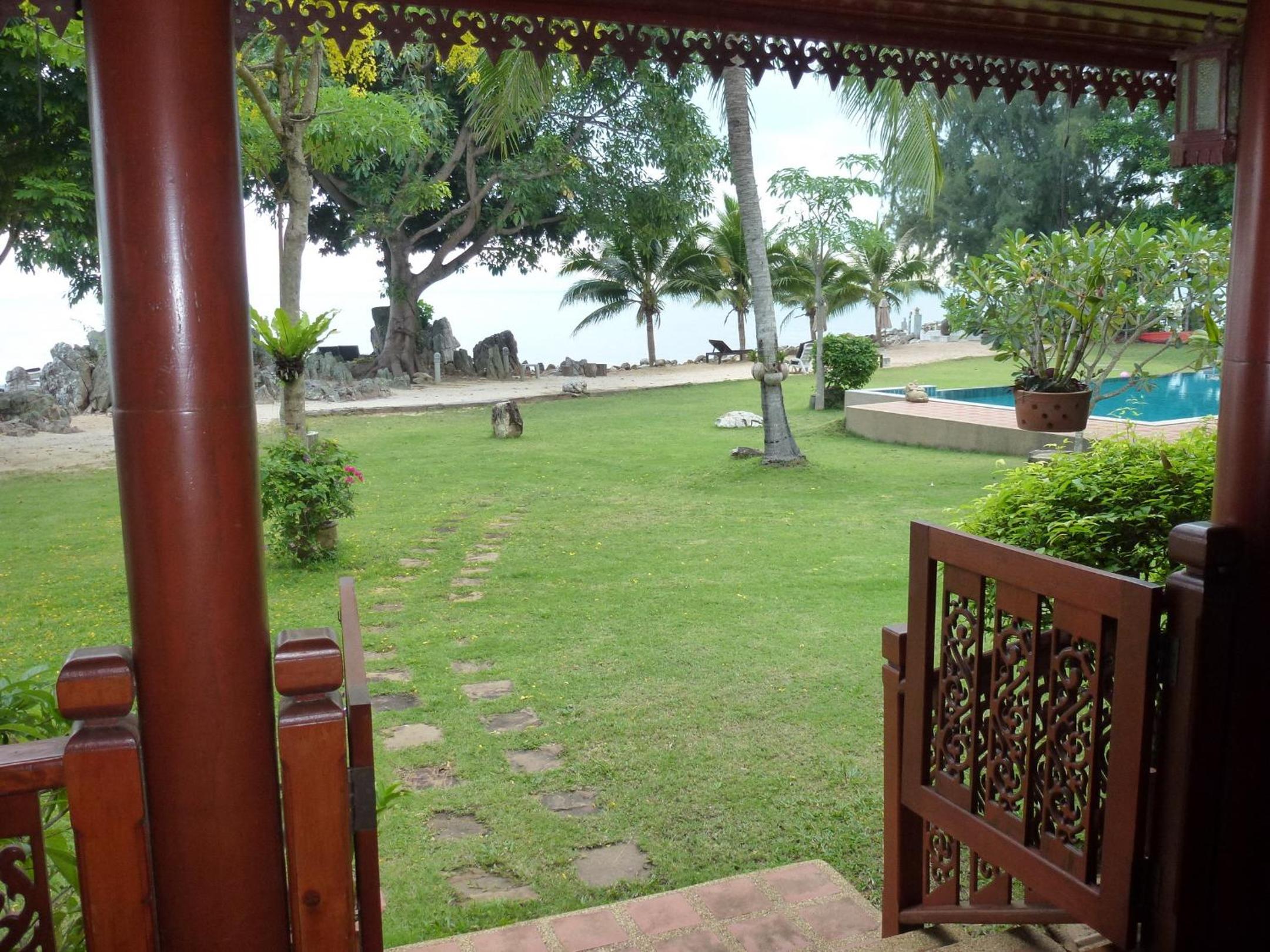 Baan Laem Noi Villa's