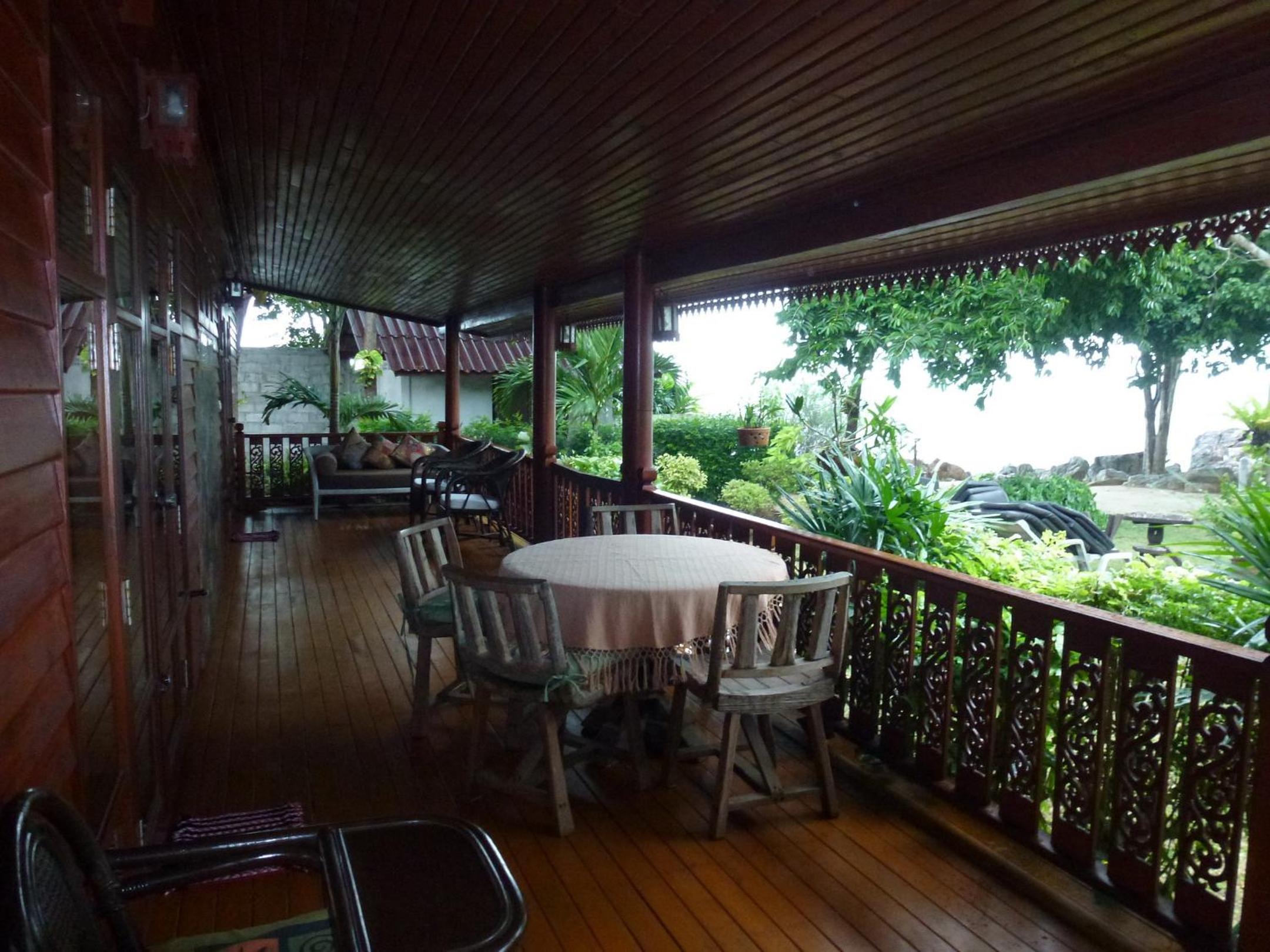 Baan Laem Noi Villa's