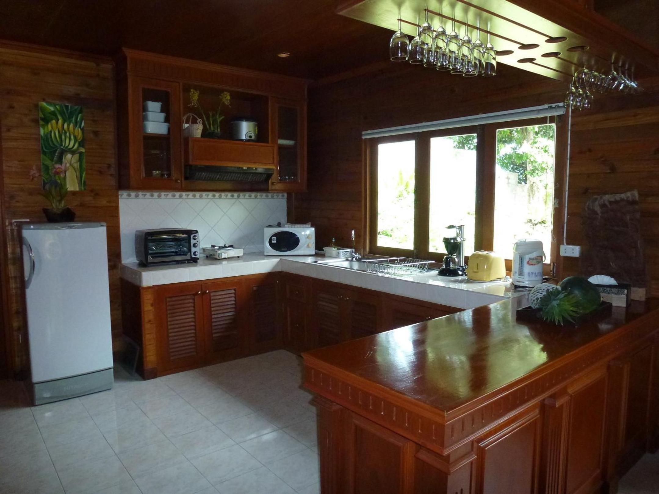 Baan Laem Noi Villa's
