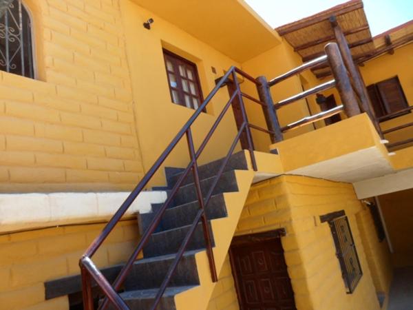 Hosteria Las Tinajas