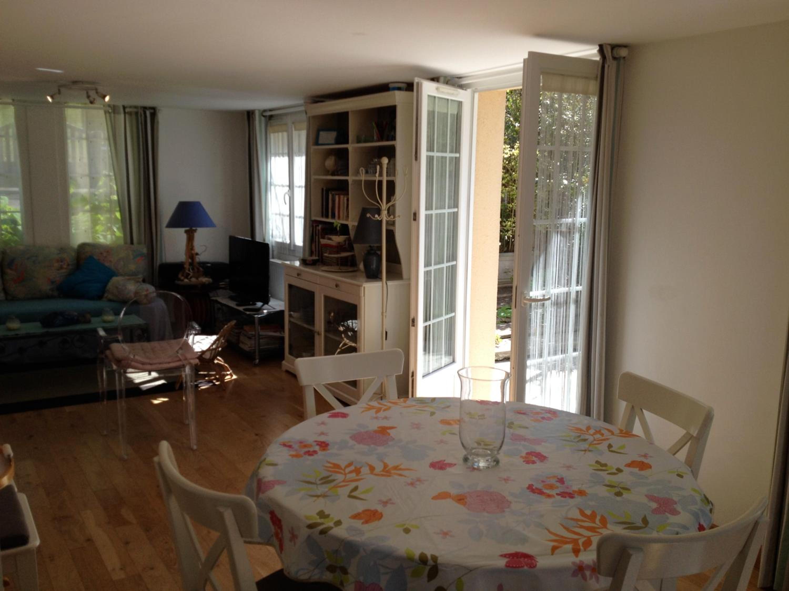 Photo 42