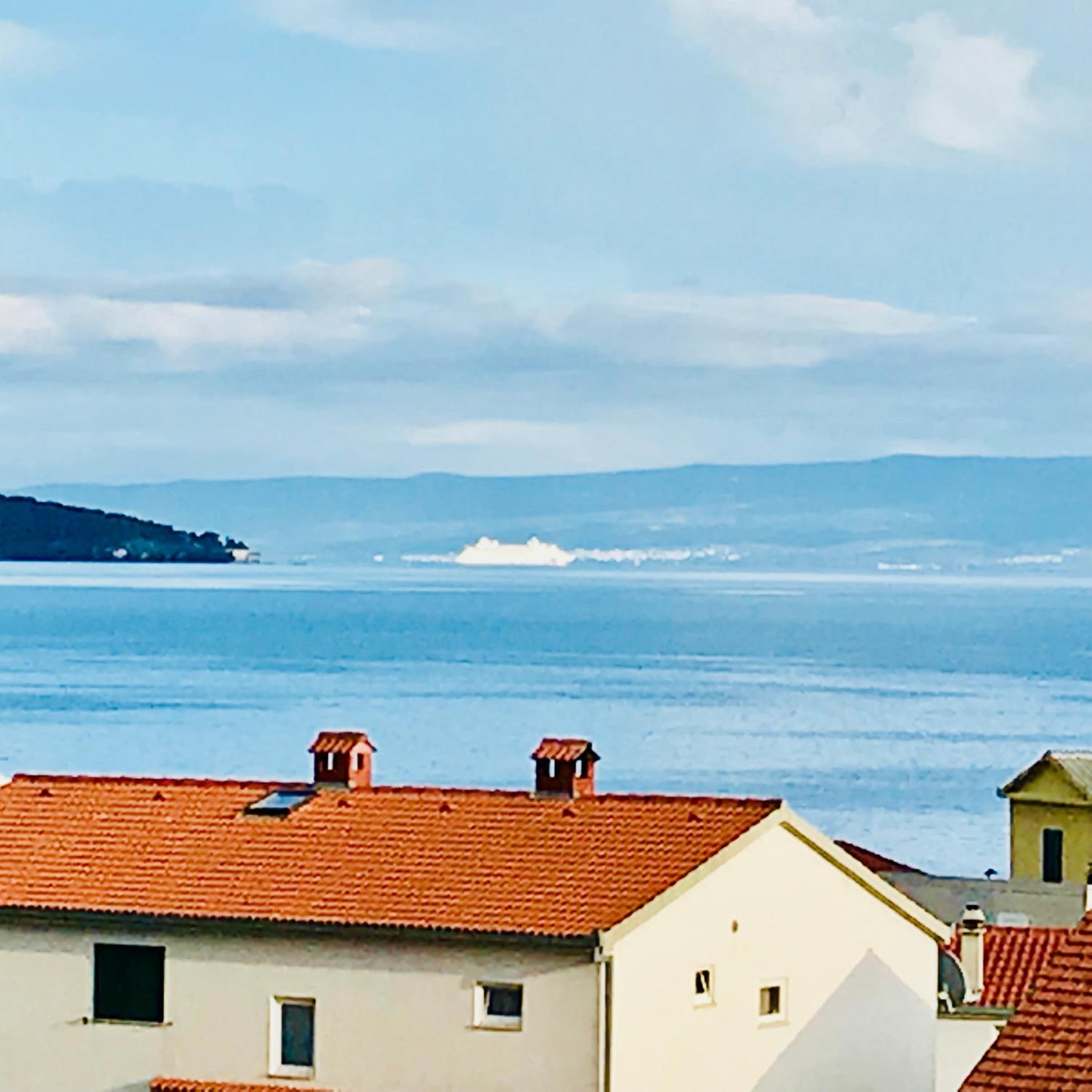 Photo 98