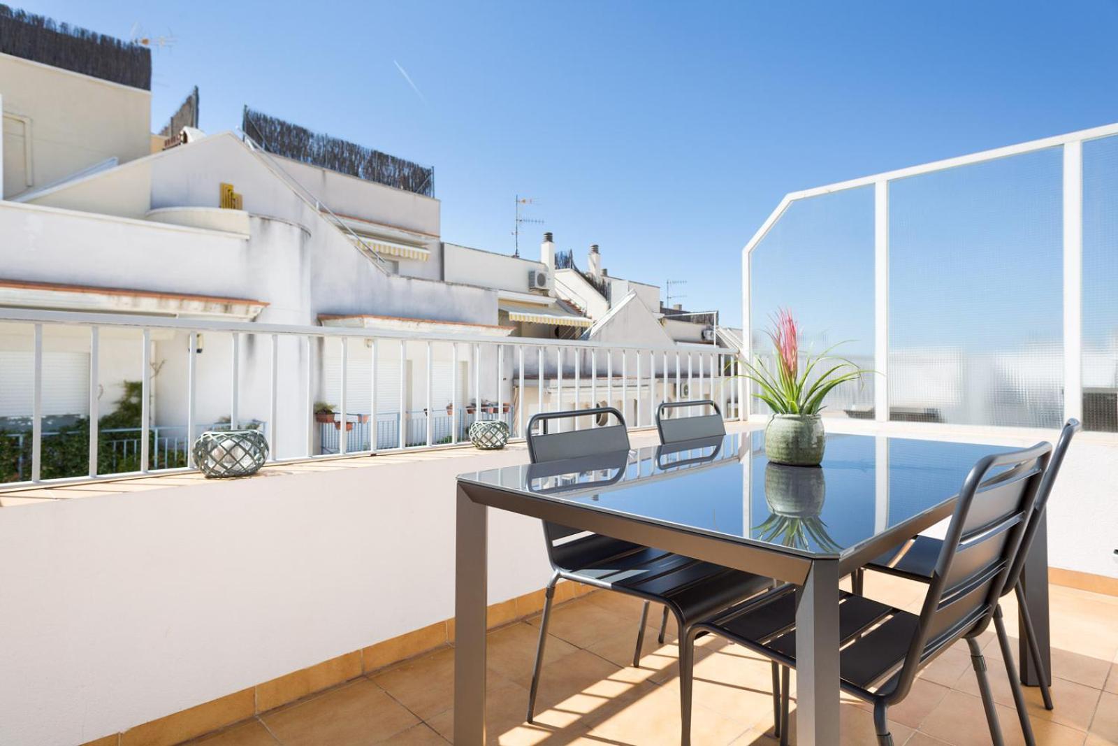Sitges Group Calm Beach en Sitges — balance & terrace