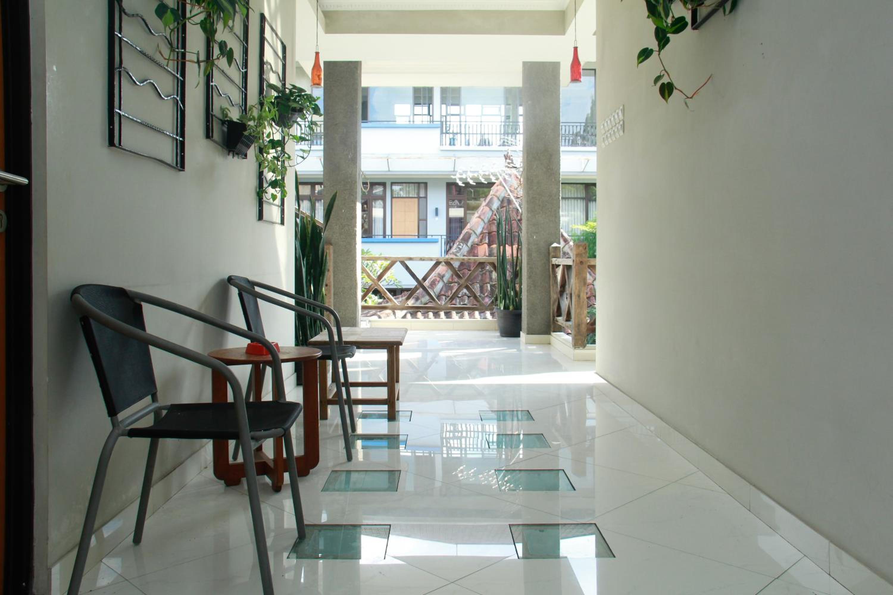 RedDoorz at Palagan Joglo Sersan Bajuri