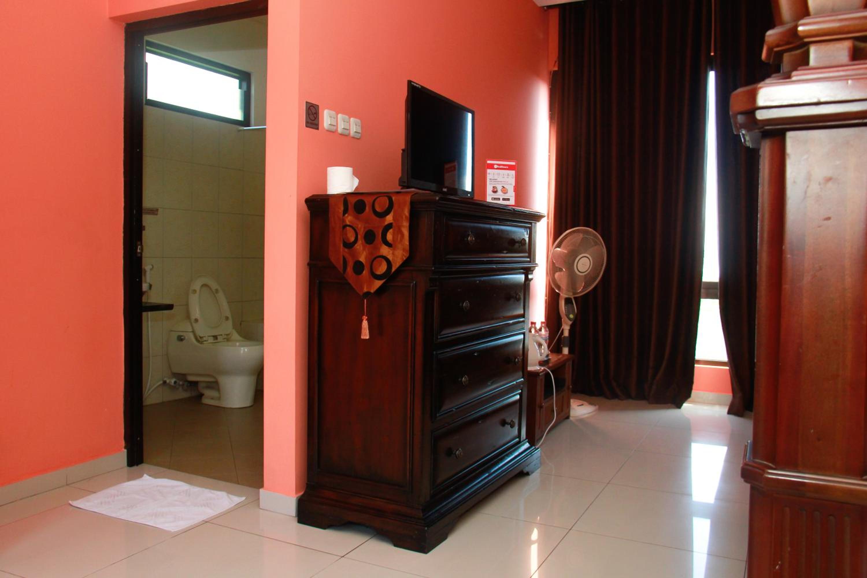 RedDoorz at Palagan Joglo Sersan Bajuri