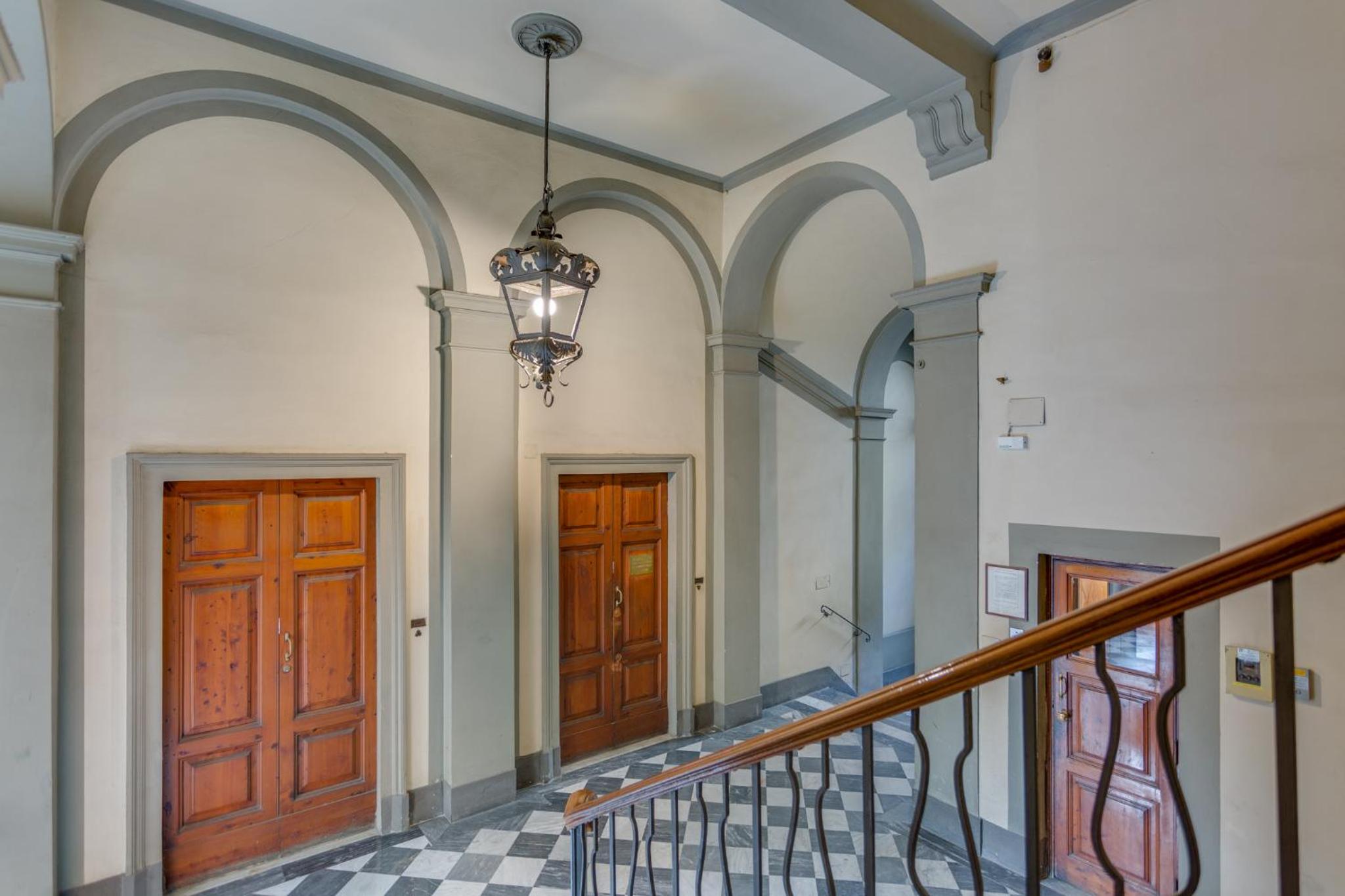 Cherubini Palace Thematic Apartment