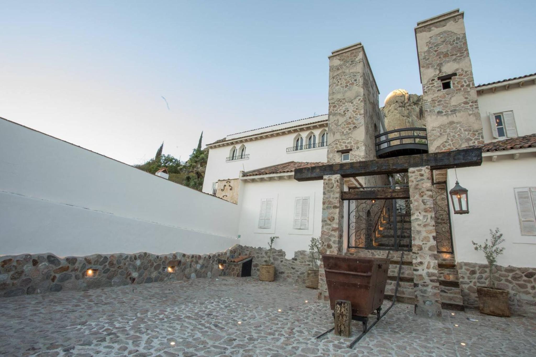 Hotel de Piedra 4