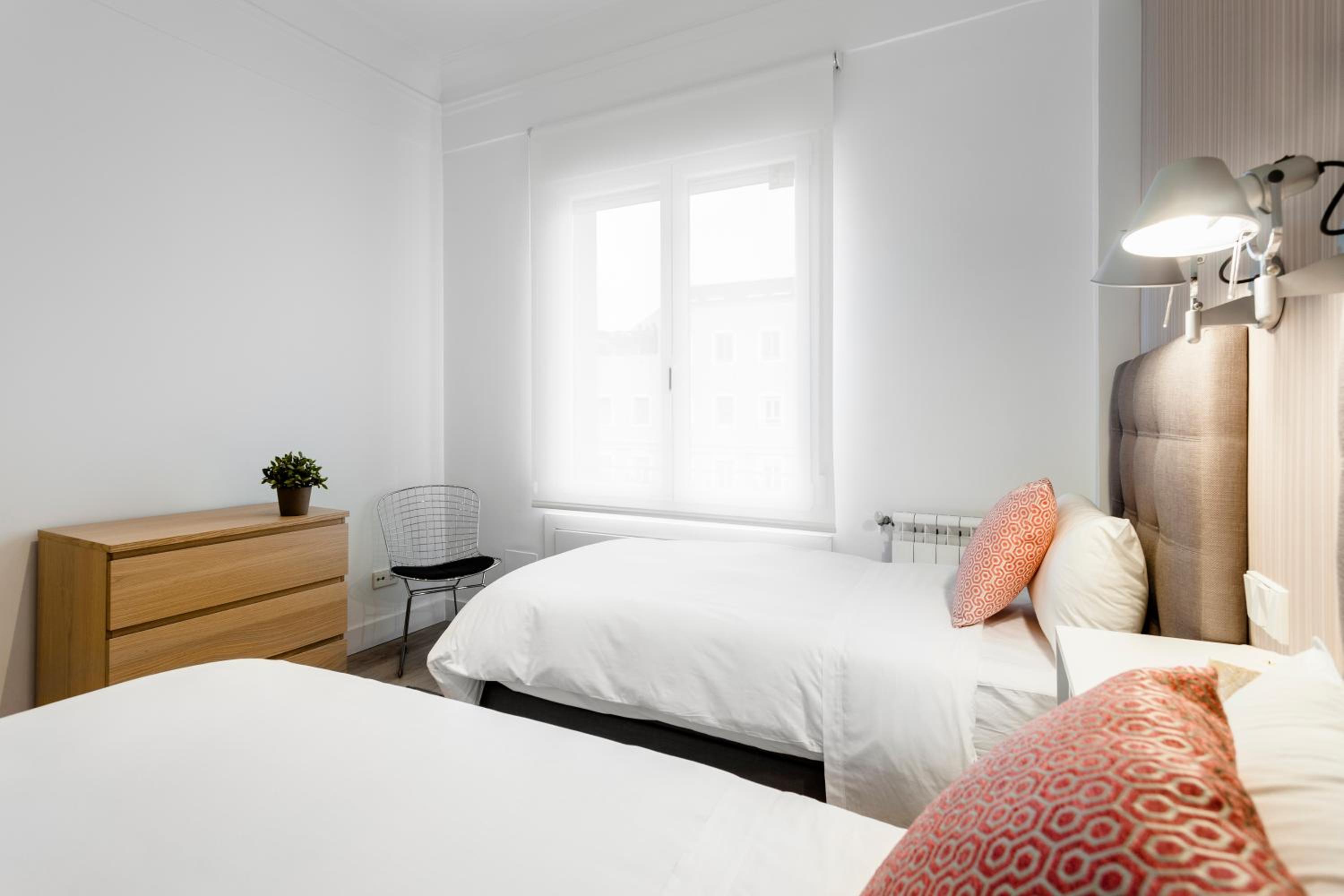 Jose Abascal Apartment by Flatsweethome