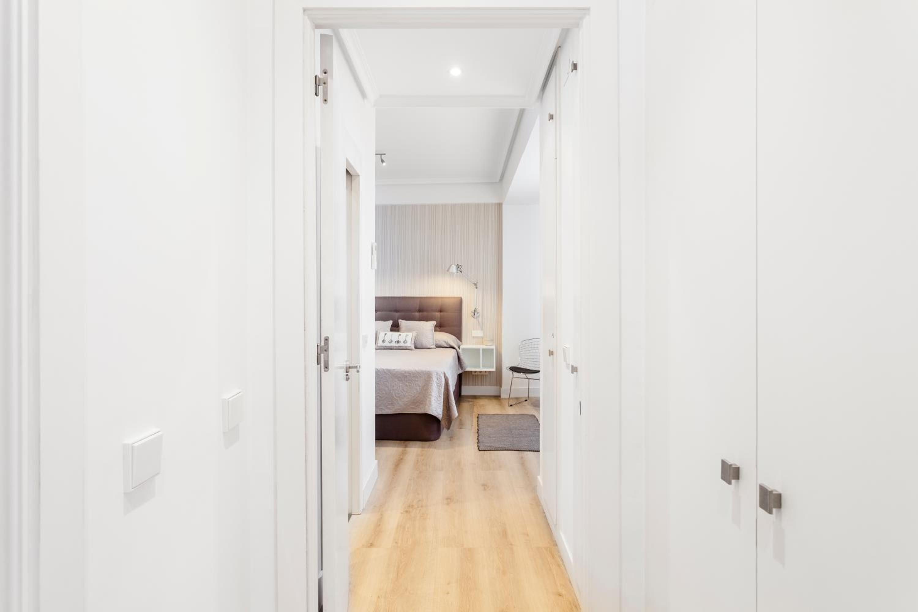 Jose Abascal Apartment by Flatsweethome
