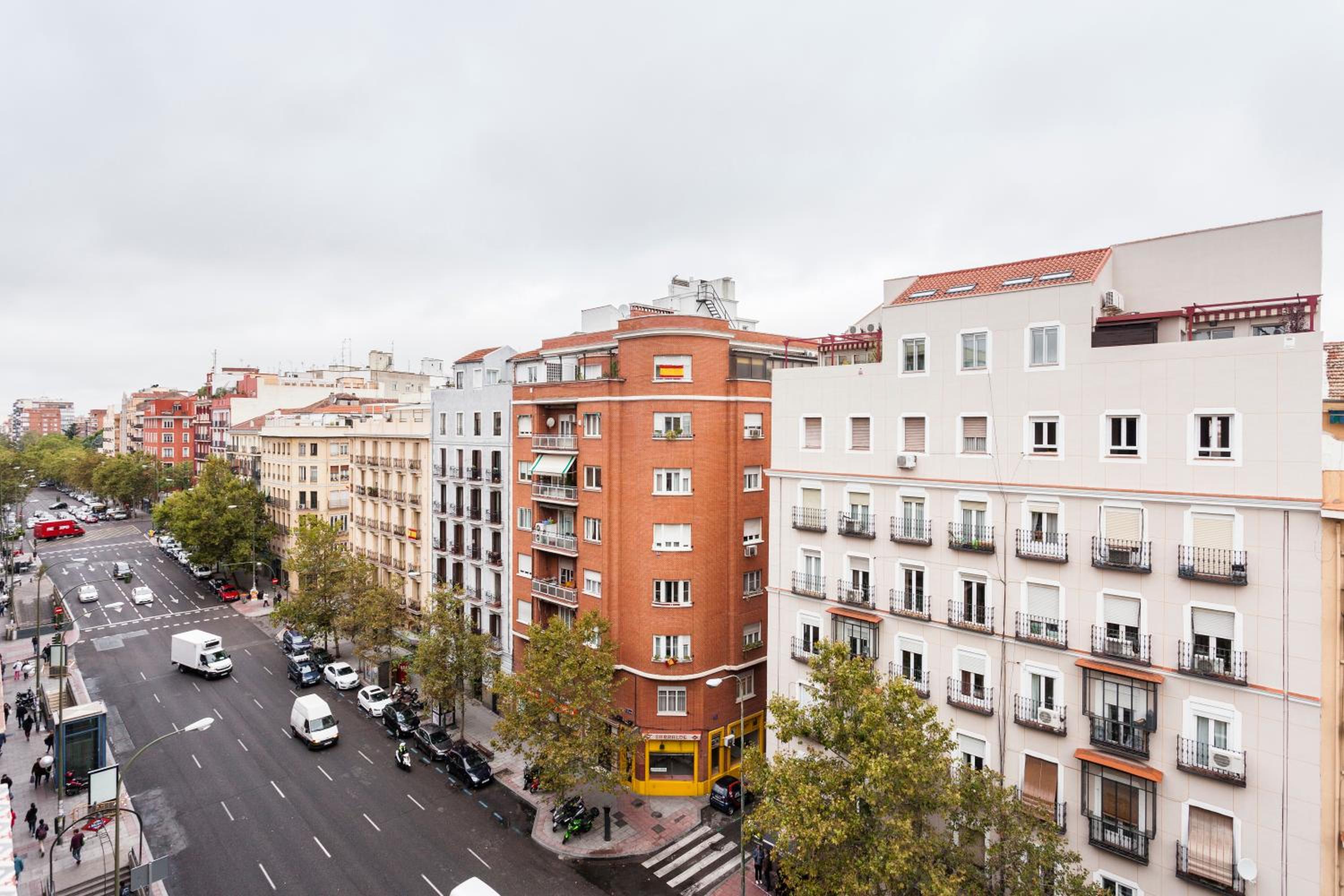 Jose Abascal Apartment by Flatsweethome