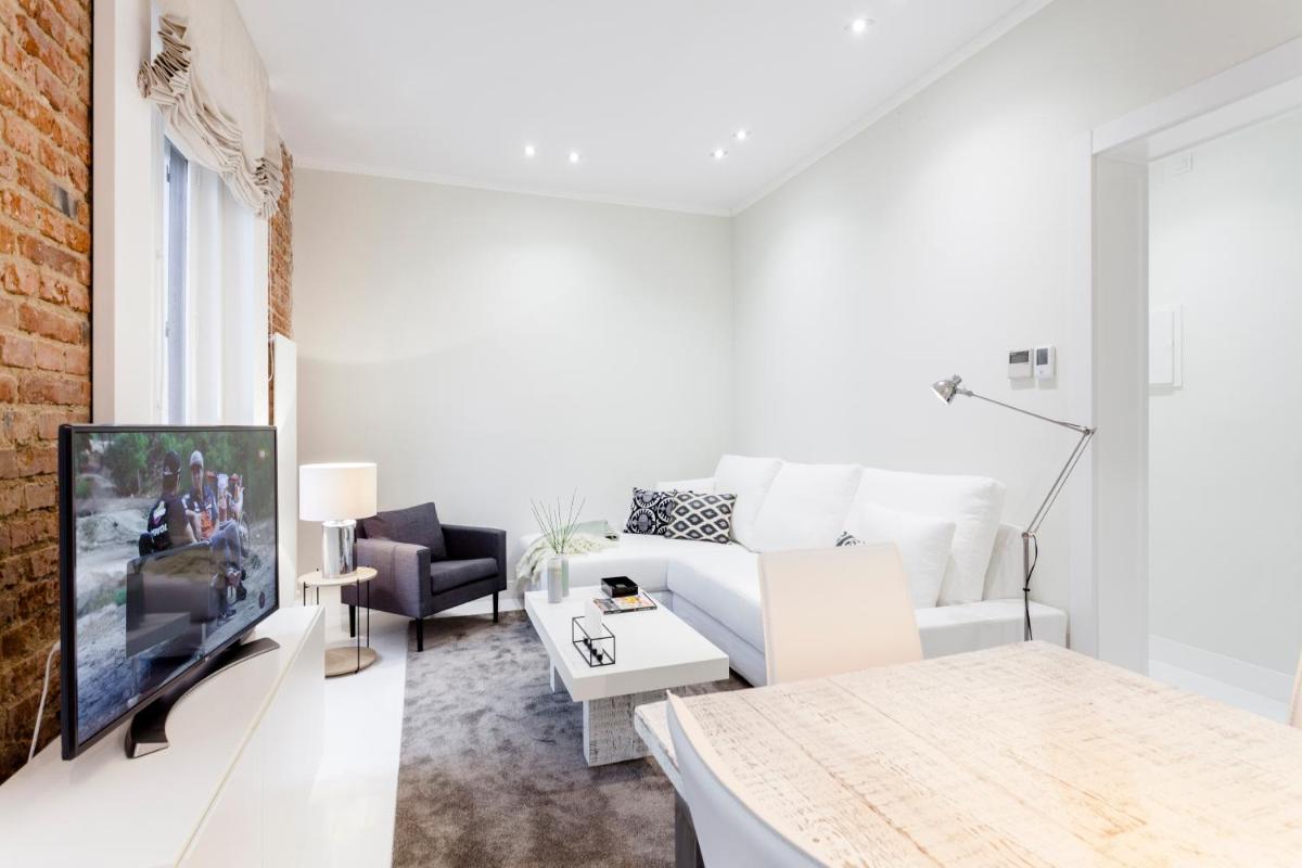 Alcantara Apartment by Flatsweethome