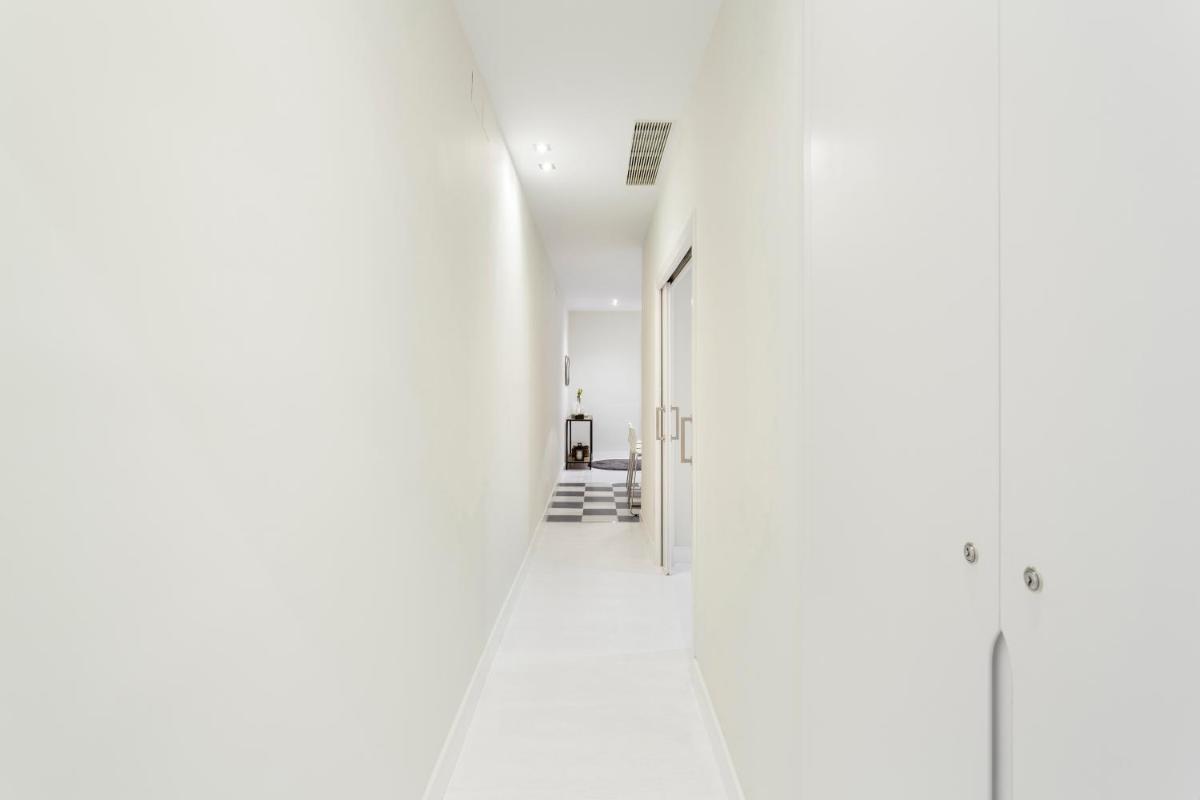 Alcantara Apartment by Flatsweethome