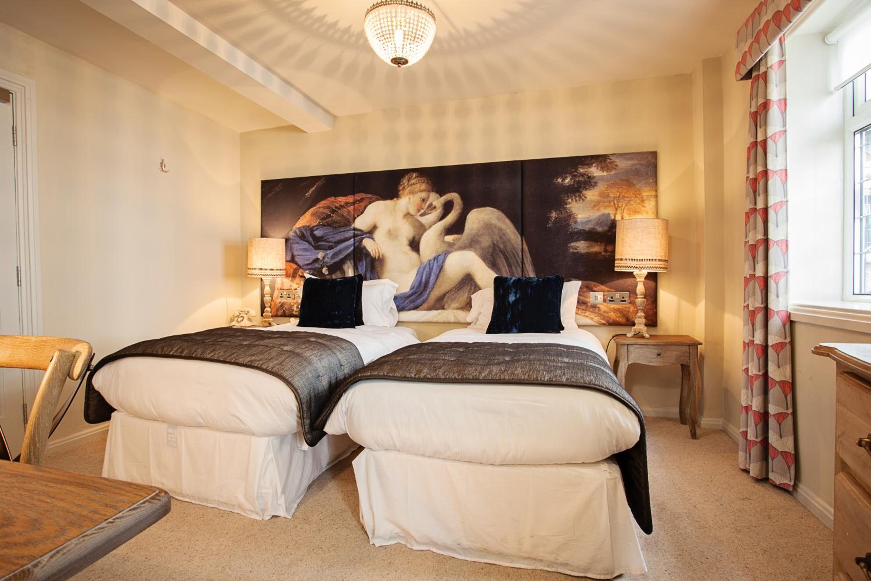 The White Swan Hotel