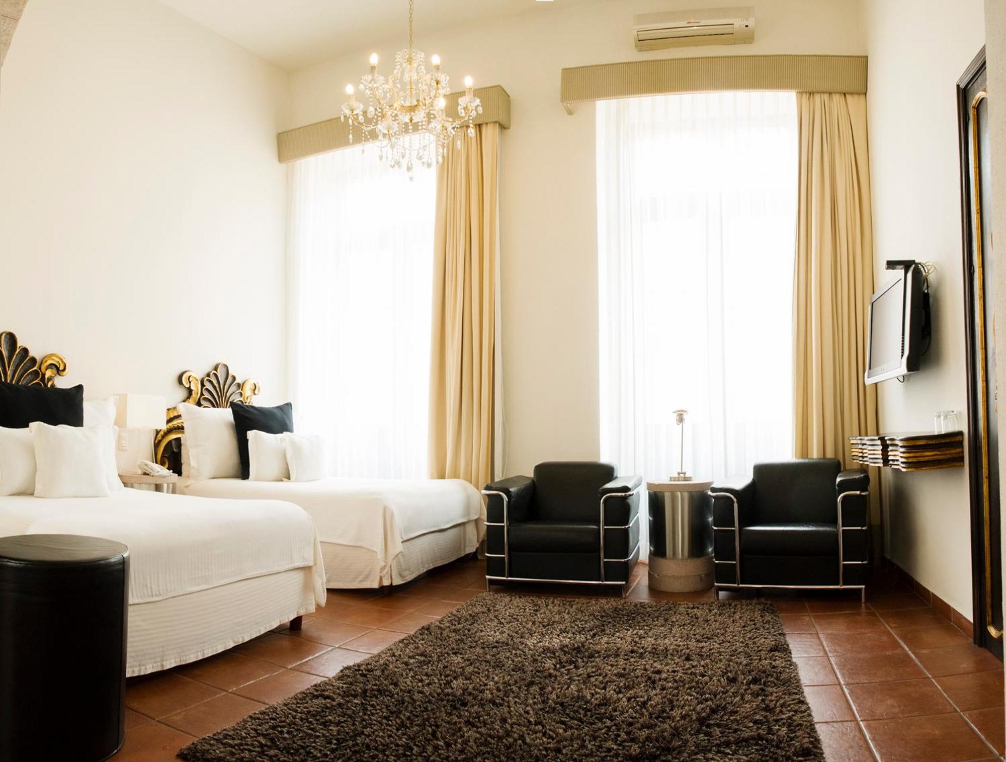 Hotel Herencia By Hosting House - Property Image 18