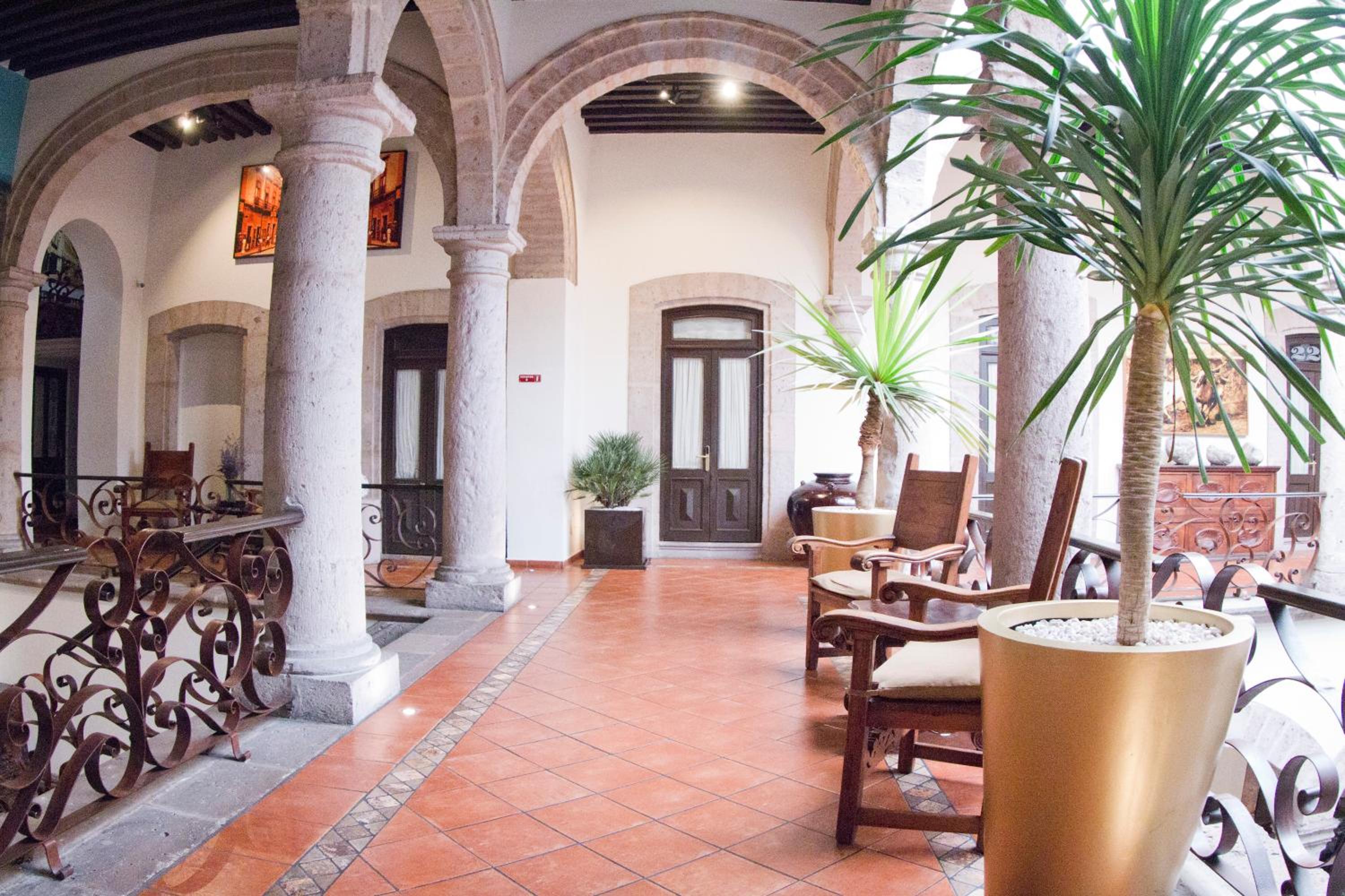 Hotel Herencia By Hosting House - Property Image 70