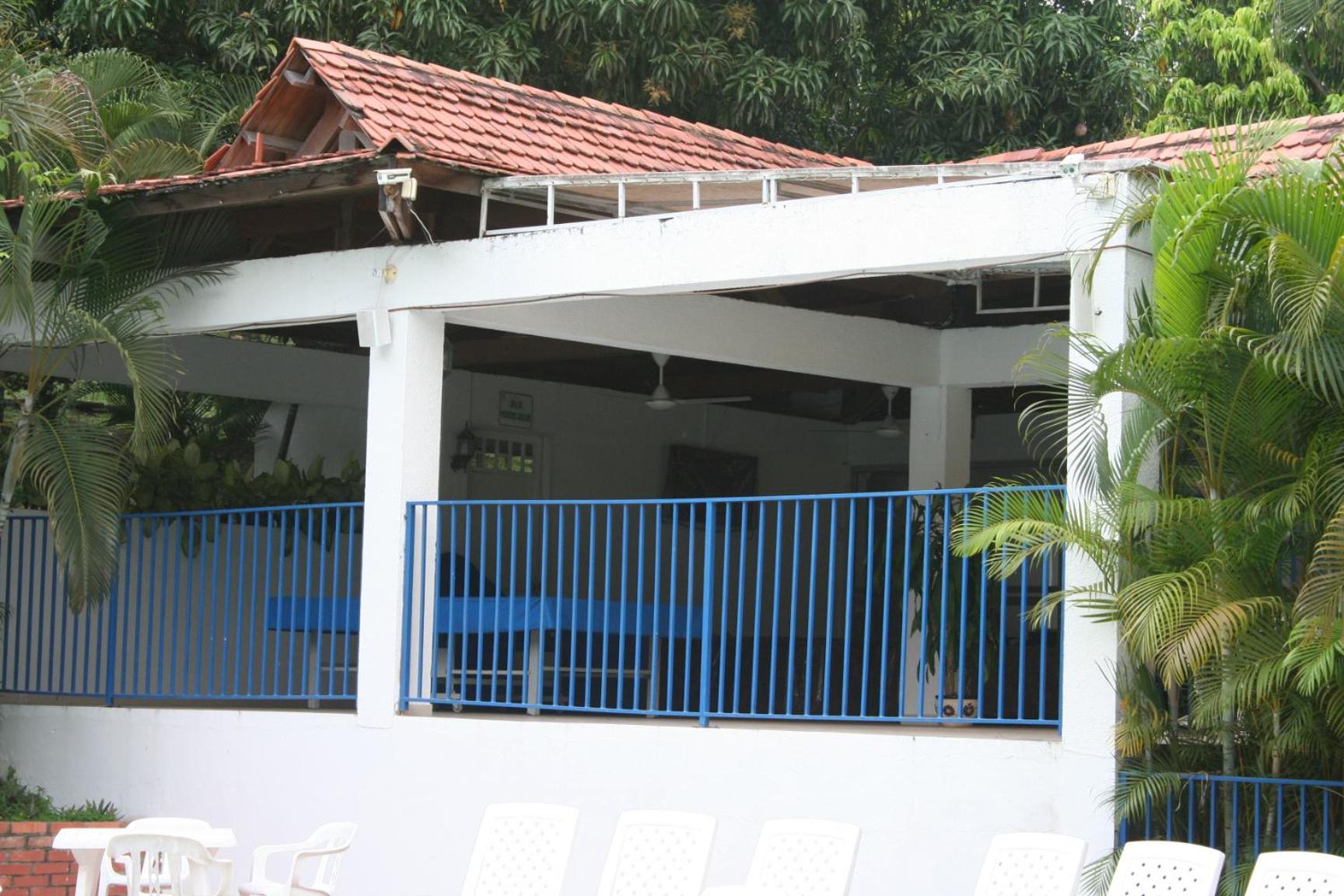 girardot resort apto102