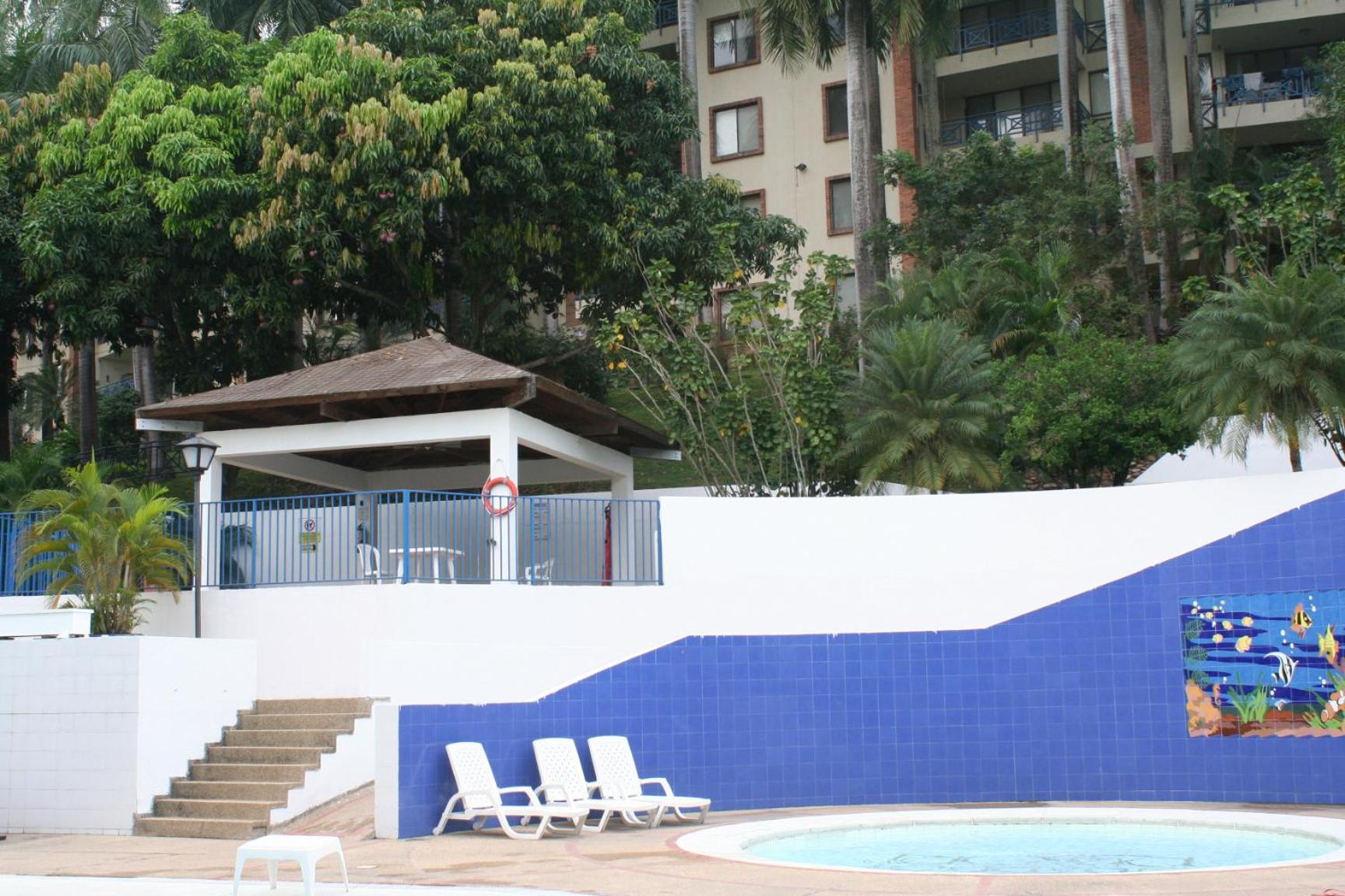 girardot resort apto102