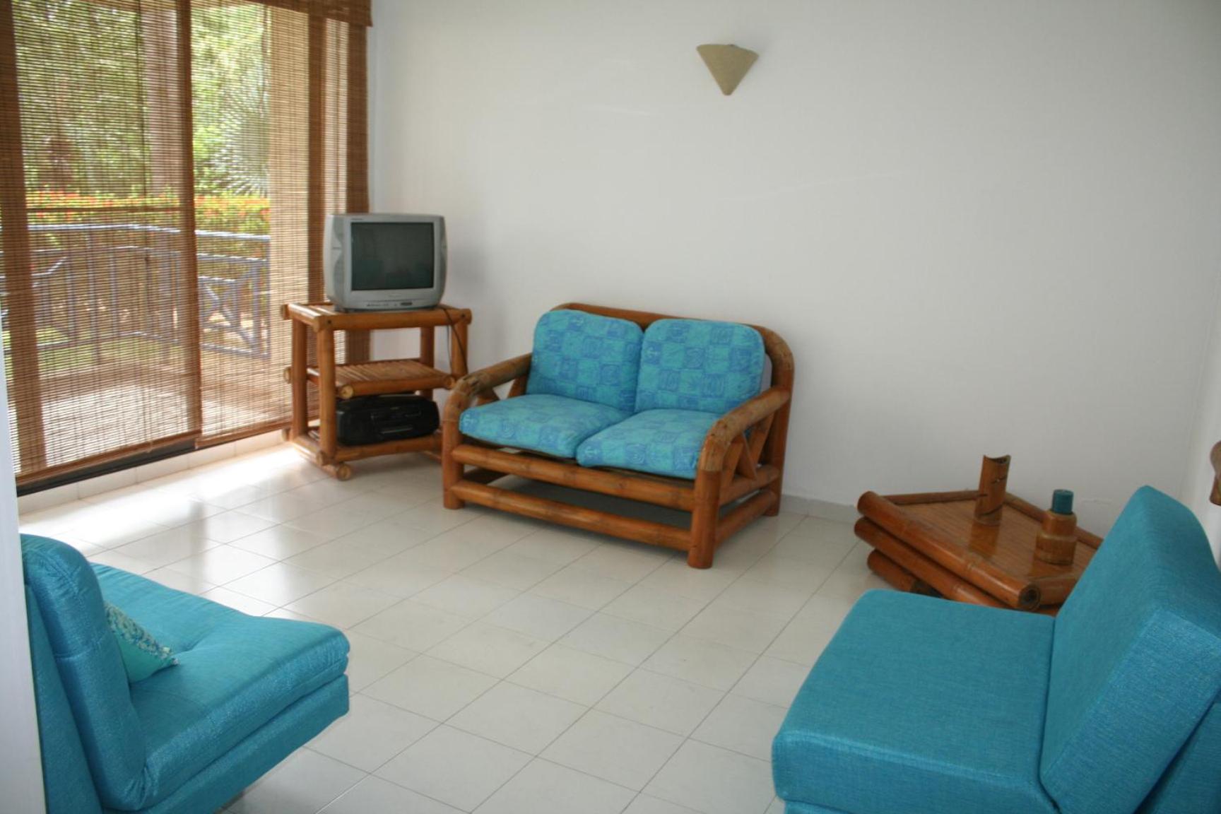 girardot resort apto102