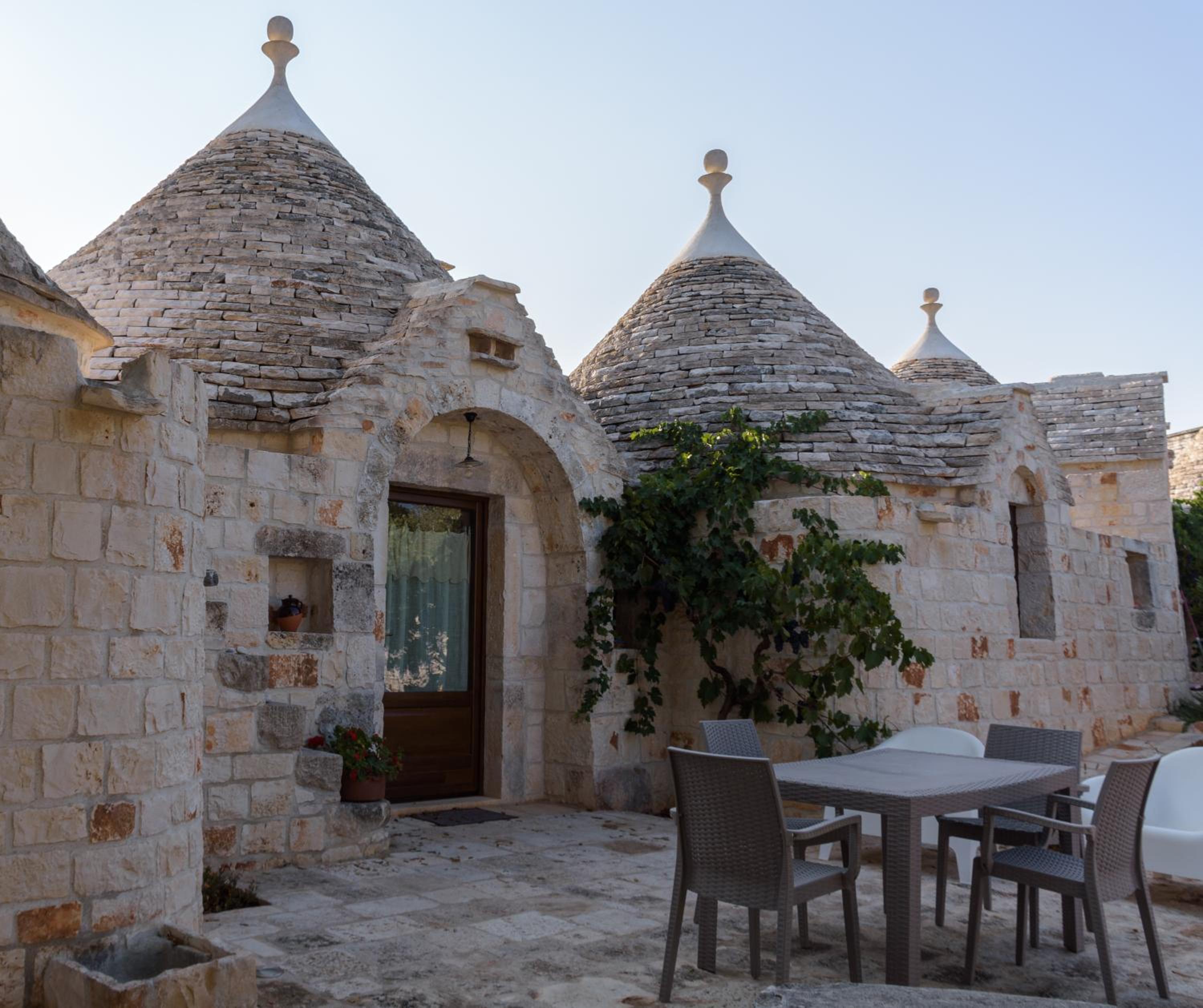 Almapetra Trulli Resort